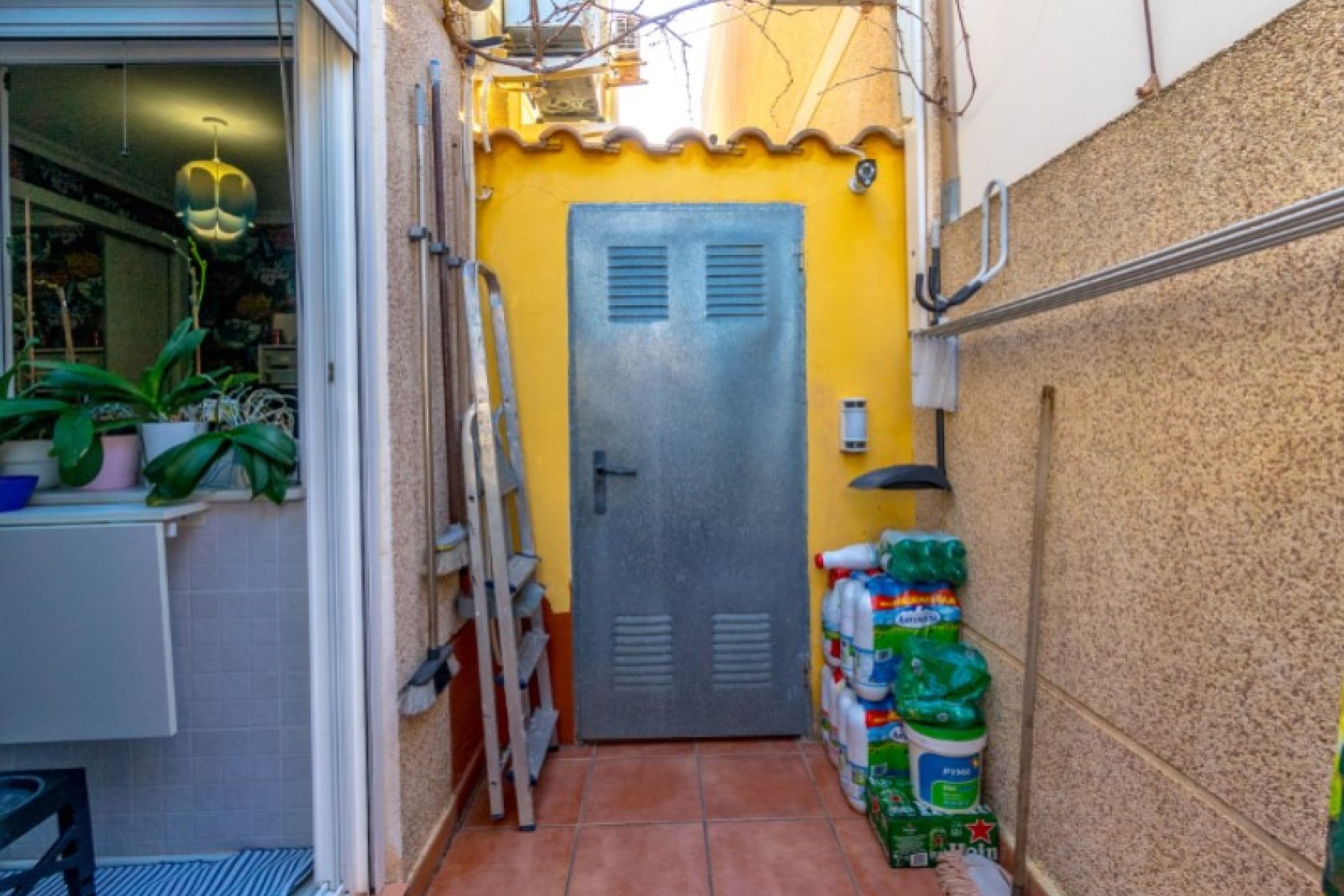 Használt Ingatlanok - Sorház -
Torrevieja - Costa Blanca