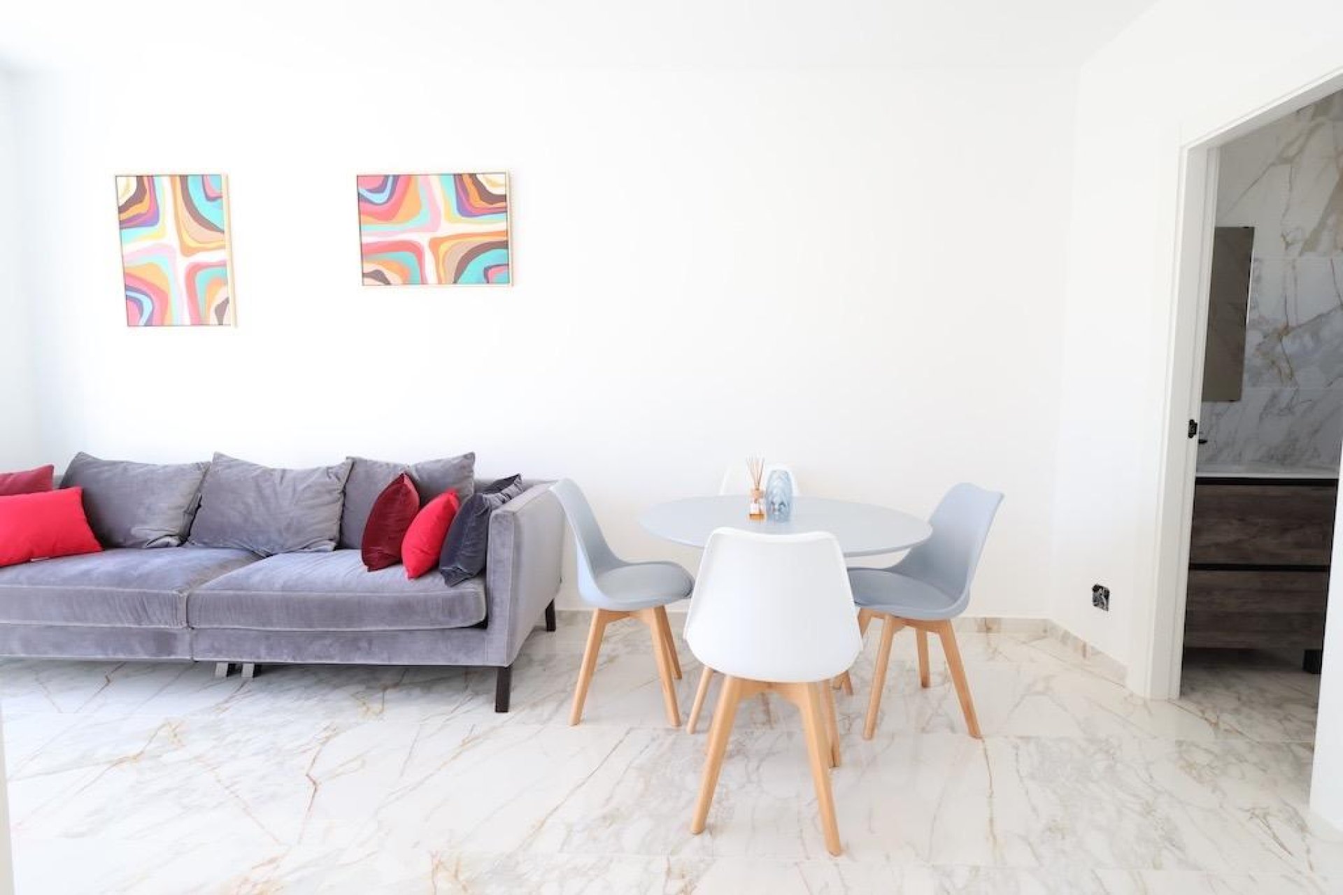 Használt Ingatlanok - Sorház -
Torrevieja - Costa Blanca