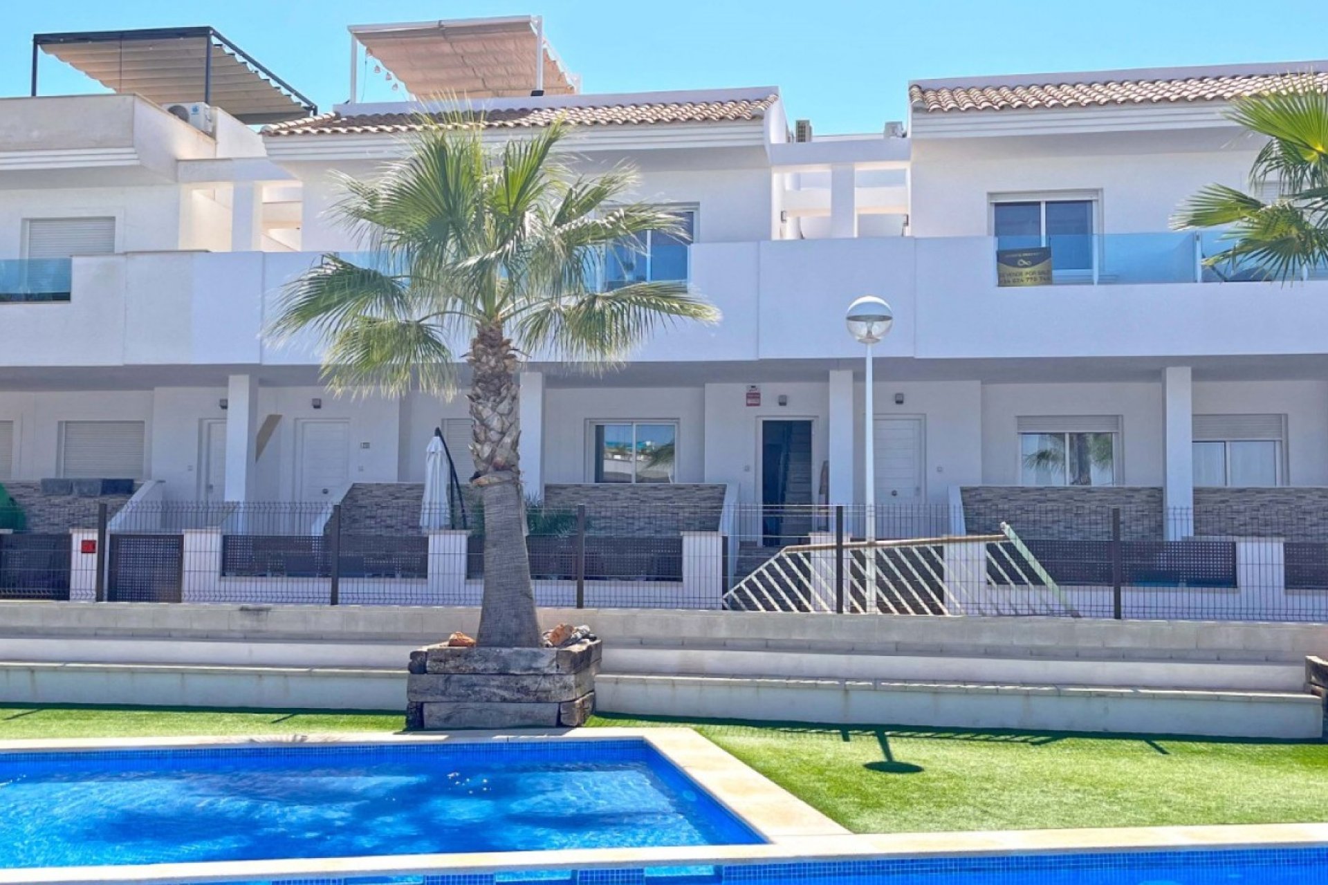 Használt Ingatlanok - Sorház -
Torrevieja - Costa Blanca