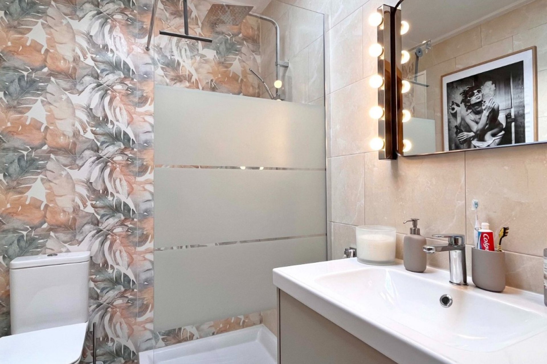 Használt Ingatlanok - Sorház -
Torrevieja - Costa Blanca