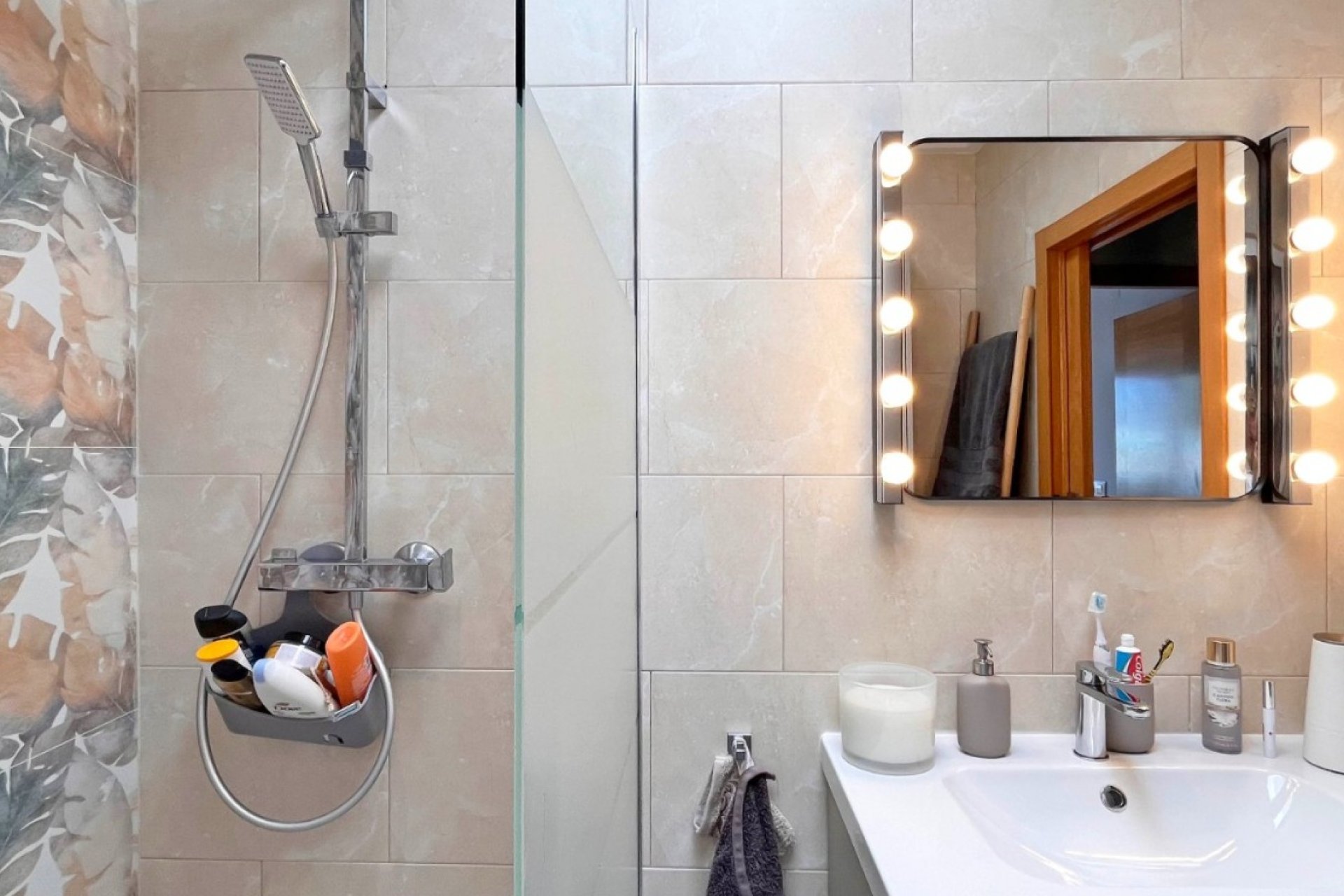 Használt Ingatlanok - Sorház -
Torrevieja - Costa Blanca