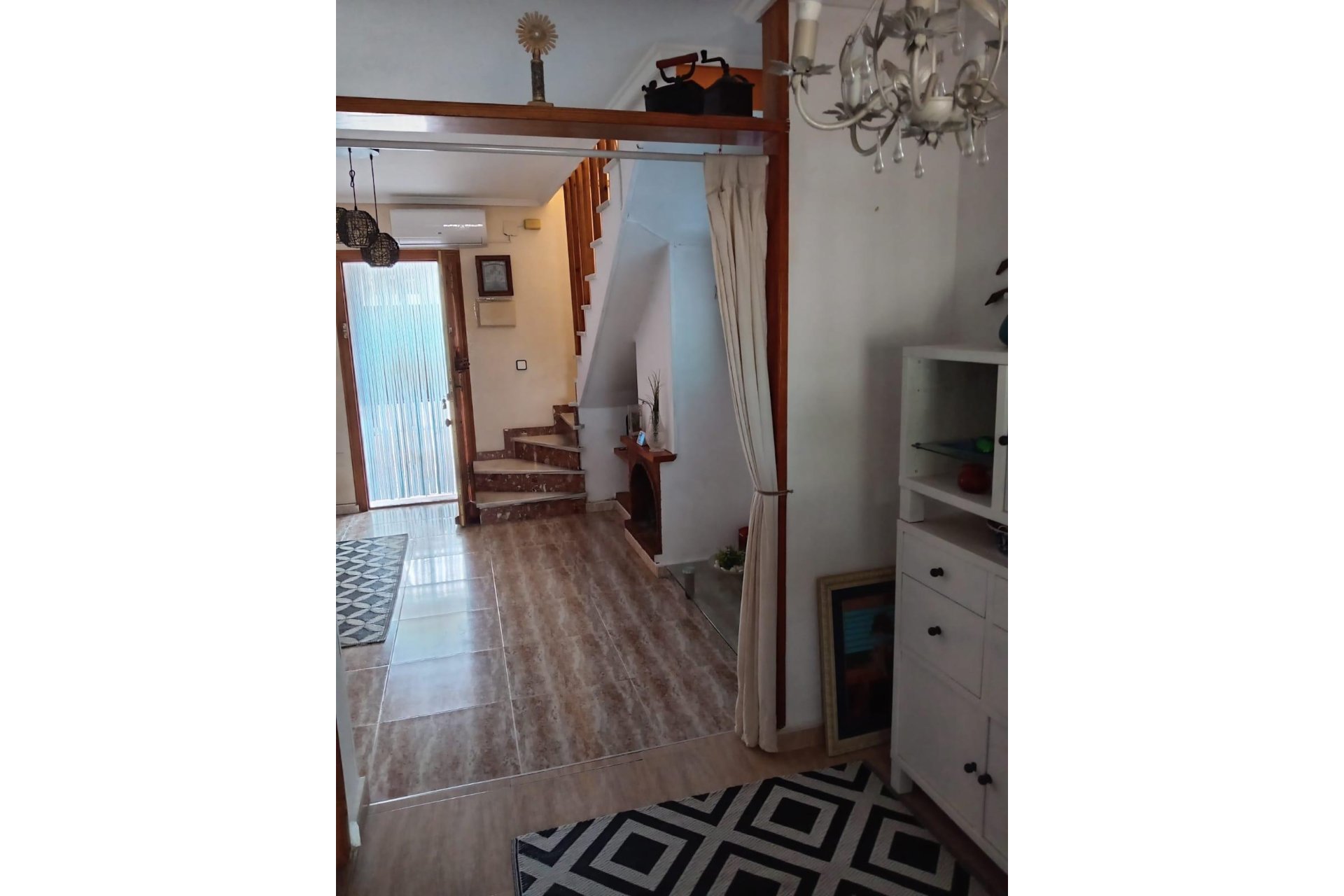 Használt Ingatlanok - Sorház -
Torrevieja - Costa Blanca