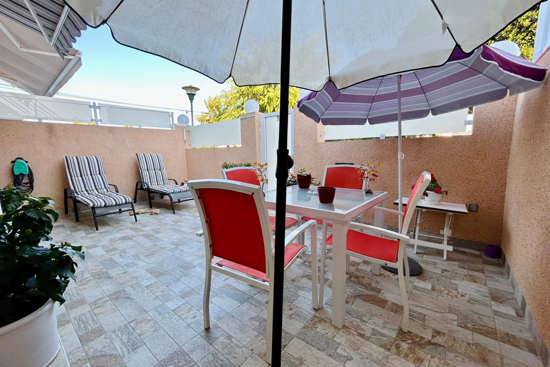 Használt Ingatlanok - Sorház -
Torrevieja - Costa Blanca