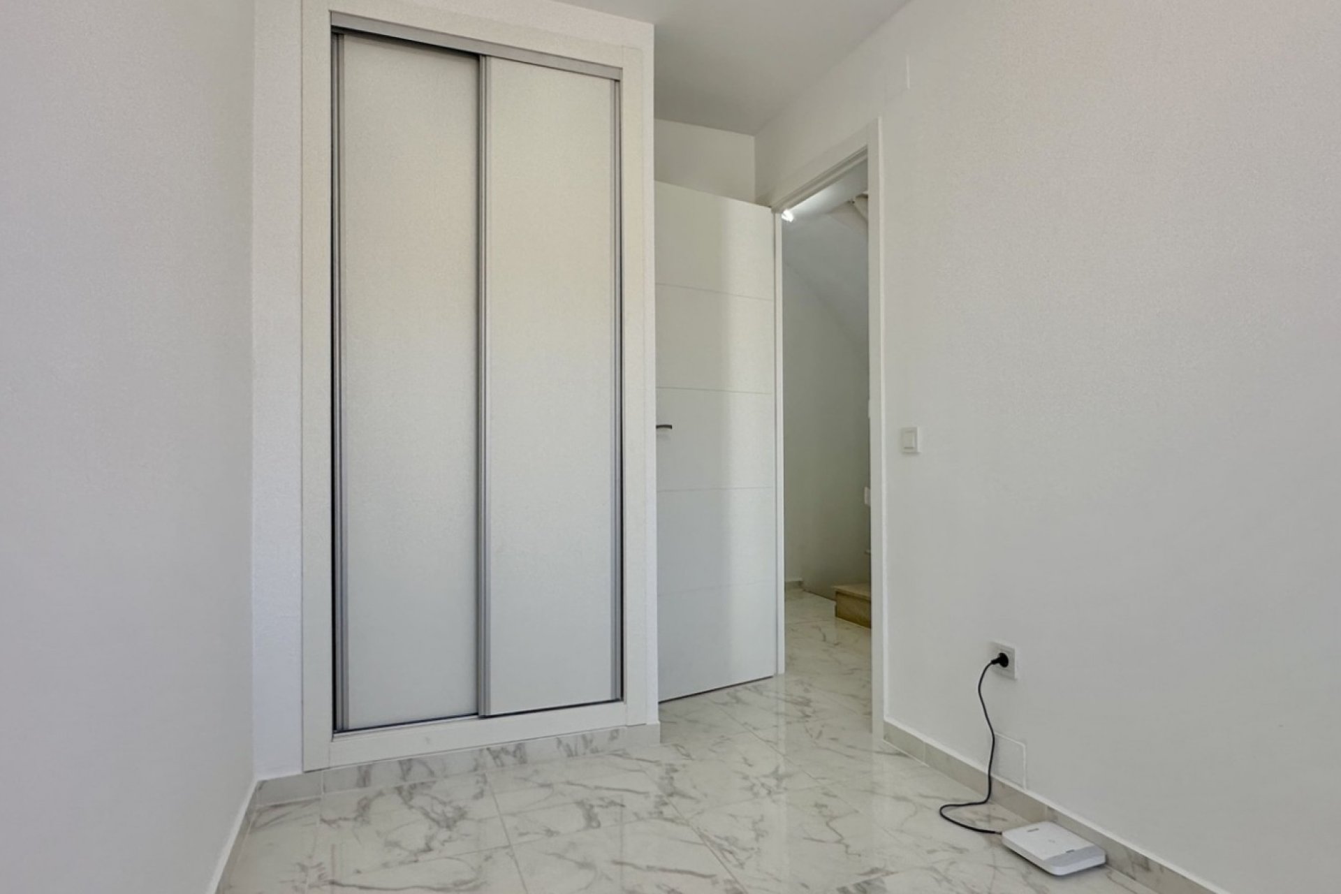 Használt Ingatlanok - Sorház -
Torrevieja - Costa Blanca