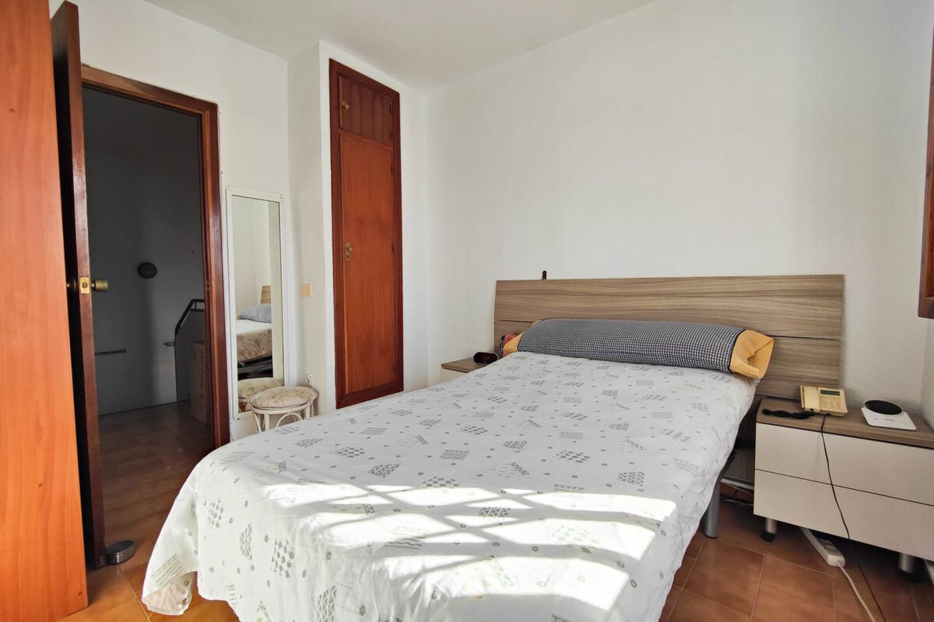 Használt Ingatlanok - Sorház -
Torrevieja - Costa Blanca