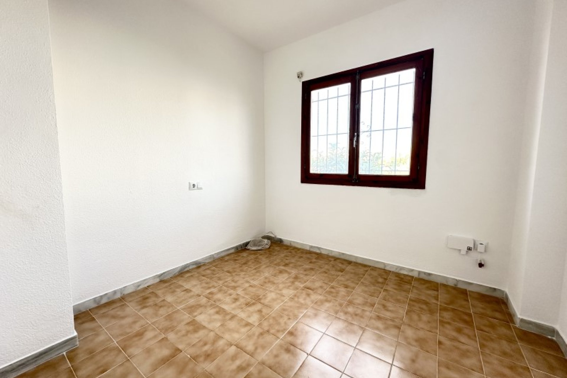 Használt Ingatlanok - Sorház -
Torrevieja - Costa Blanca