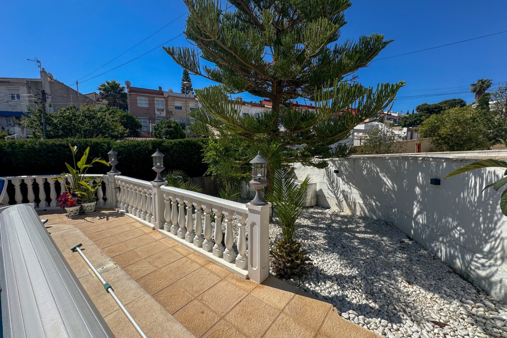 Használt Ingatlanok - Sorház -
Torrevieja - Costa Blanca