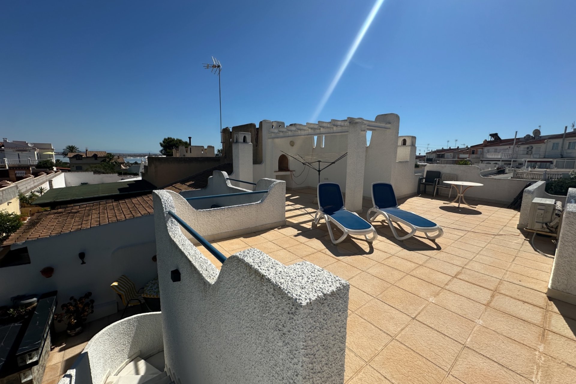 Használt Ingatlanok - Sorház -
Torrevieja - Costa Blanca