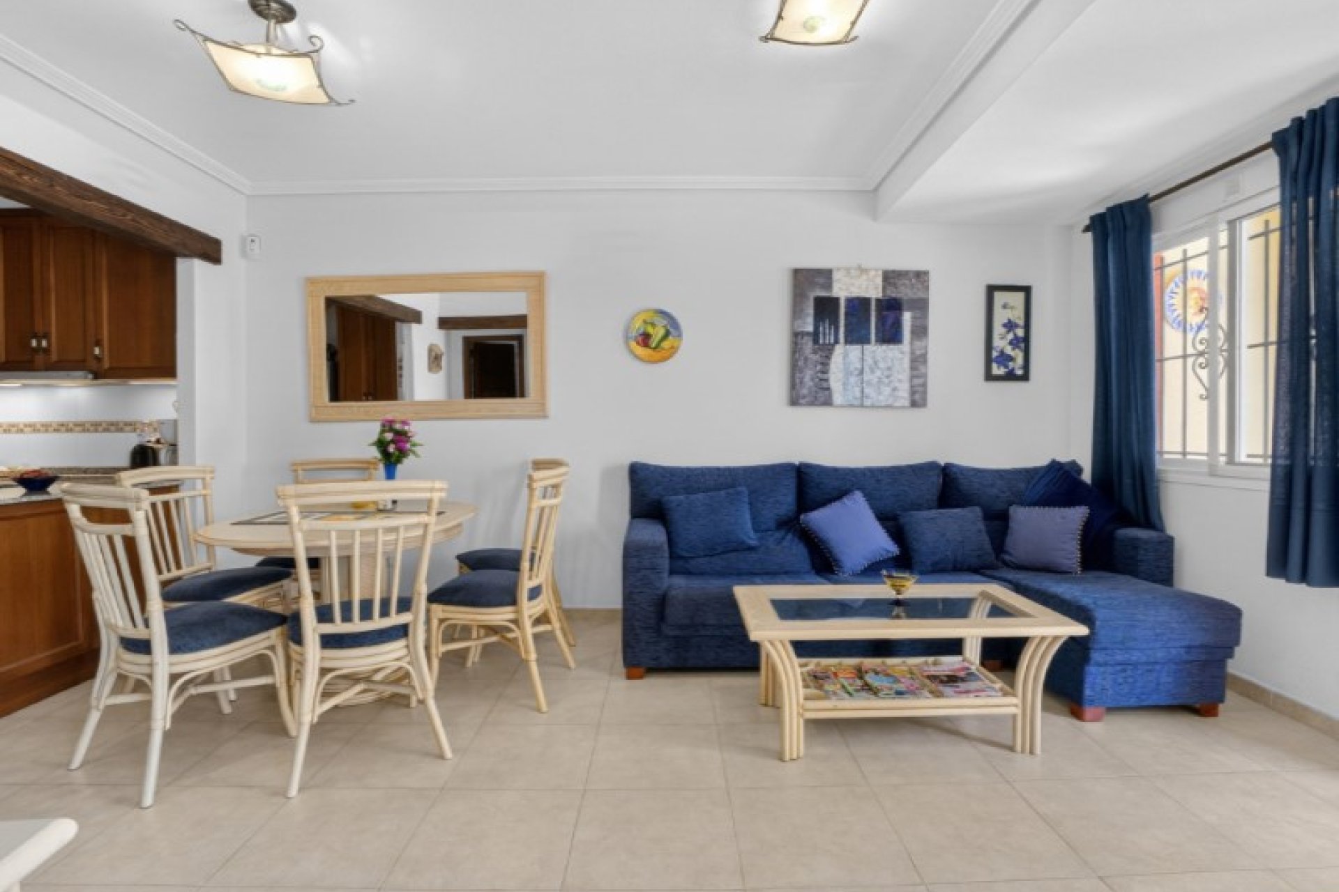 Használt Ingatlanok - Sorház -
Torrevieja - Costa Blanca
