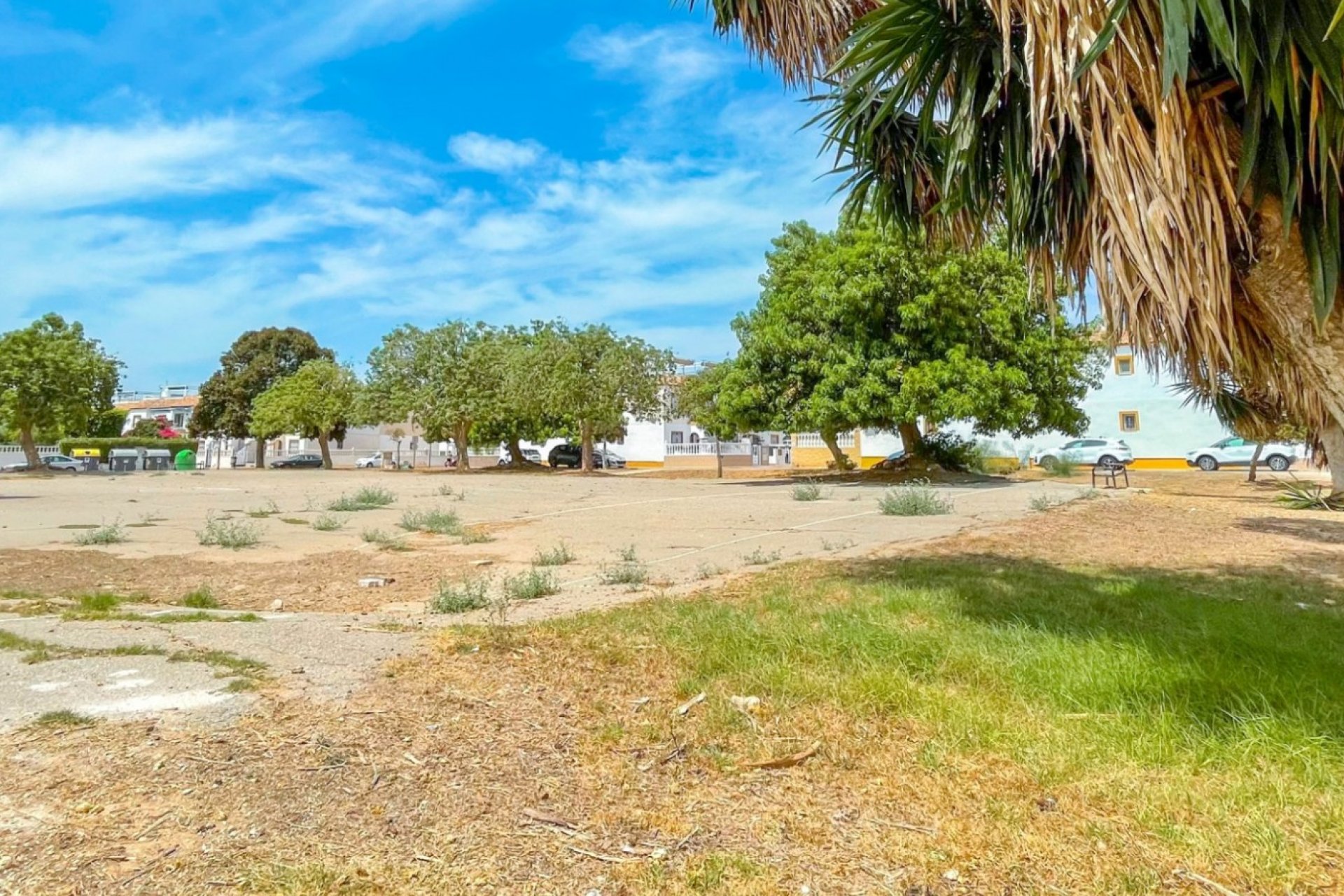 Használt Ingatlanok - Sorház -
Torrevieja - Costa Blanca