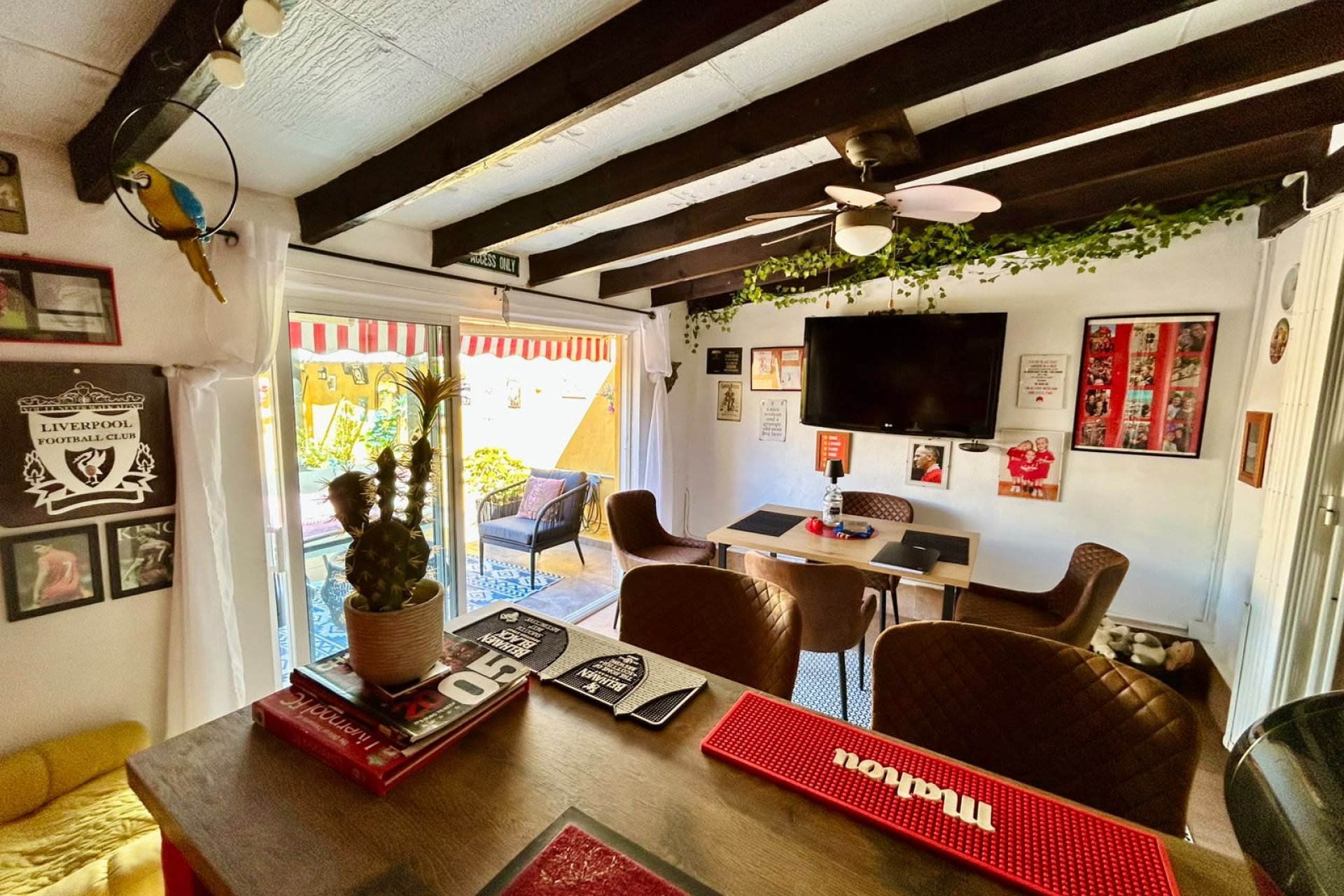 Használt Ingatlanok - Sorház -
Torrevieja - Costa Blanca
