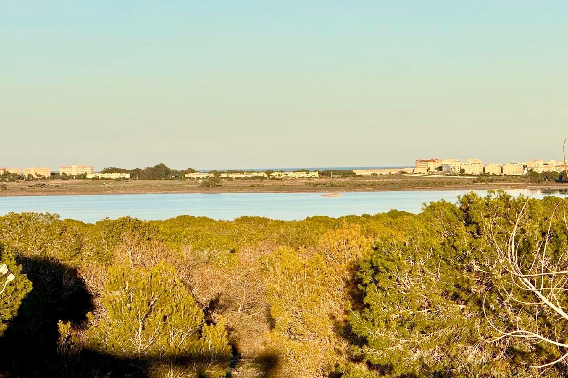 Használt Ingatlanok - Sorház -
Torrevieja - Costa Blanca