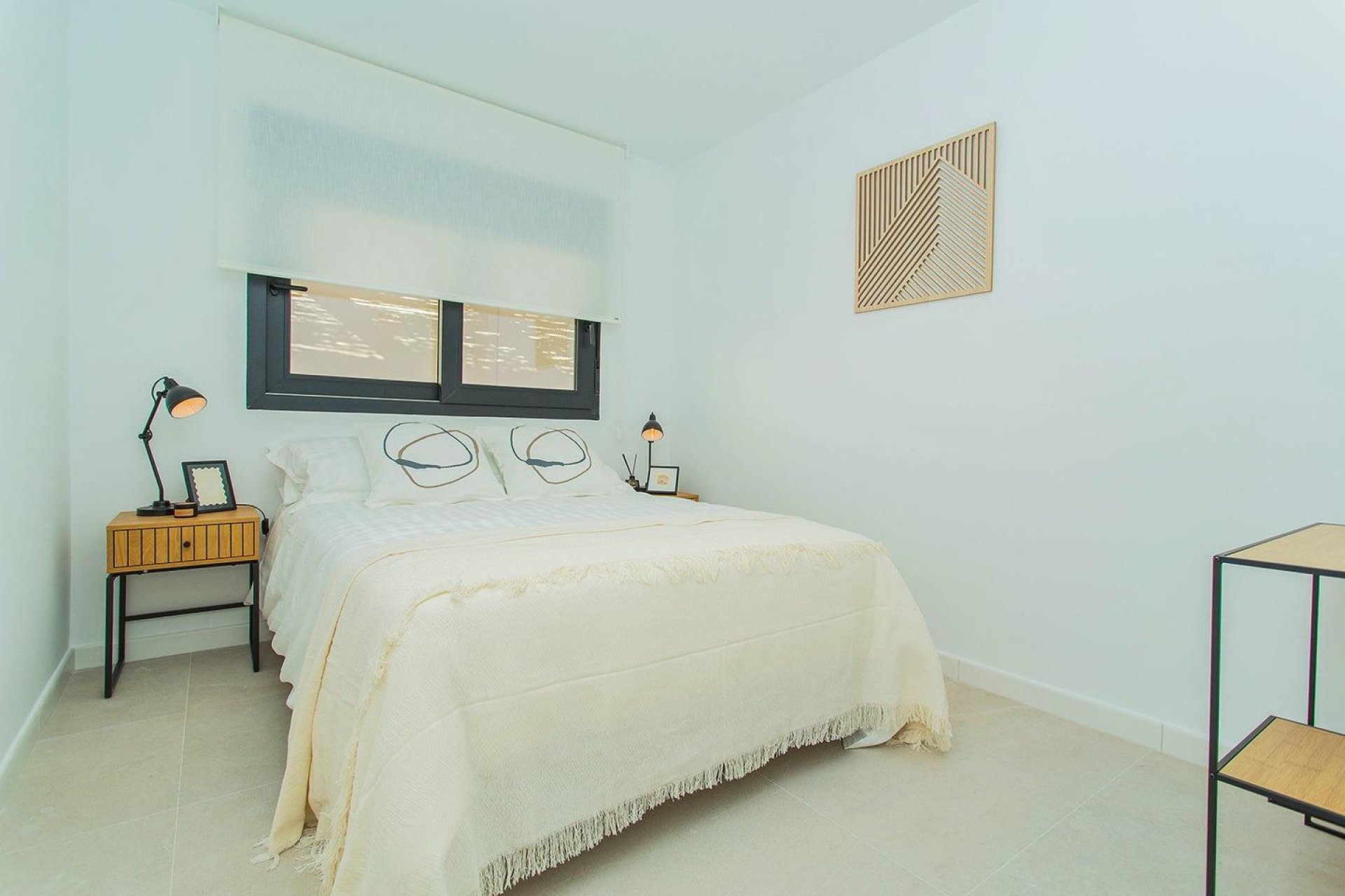 Használt Ingatlanok - Sorház -
Torrevieja - La Siesta