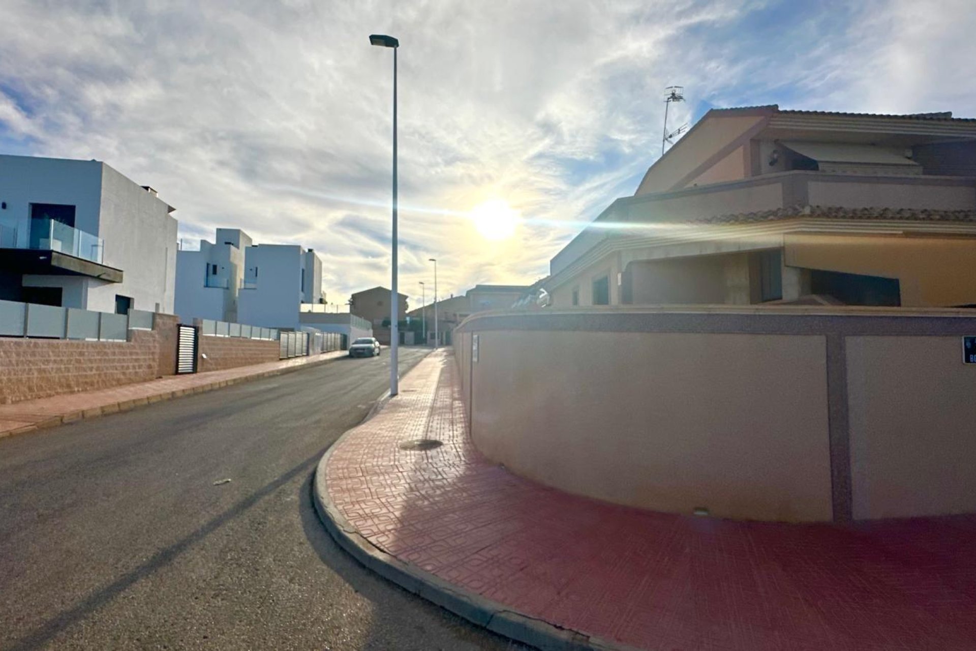 Használt Ingatlanok - Sorház -
Torrevieja - La Siesta