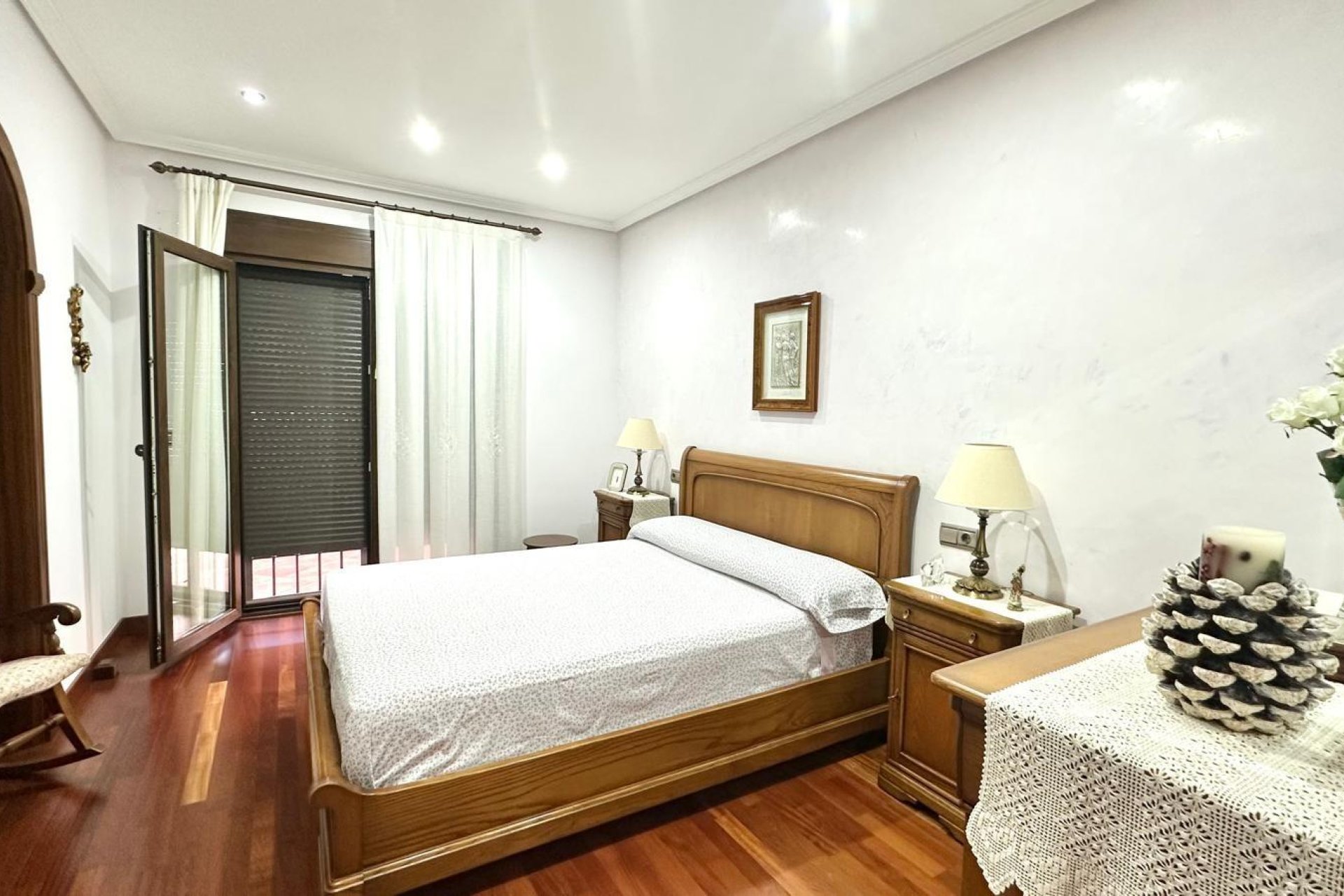 Használt Ingatlanok - Sorház -
Torrevieja - La Siesta