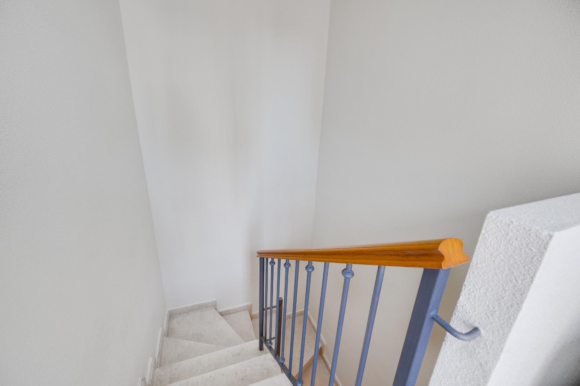 Használt Ingatlanok - Sorház -
Torrevieja - La Veleta