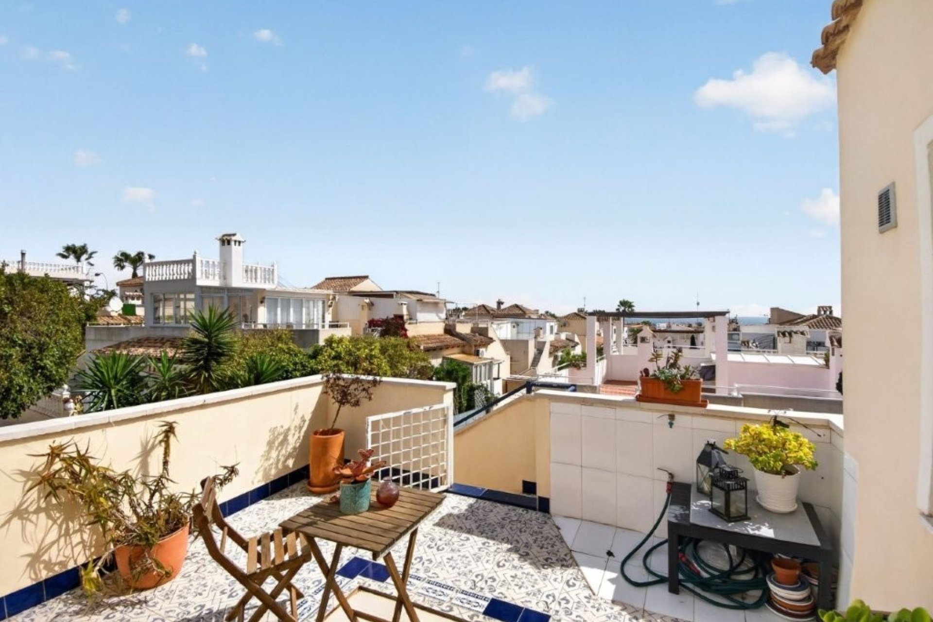 Használt Ingatlanok - Sorház -
Torrevieja - Los Altos