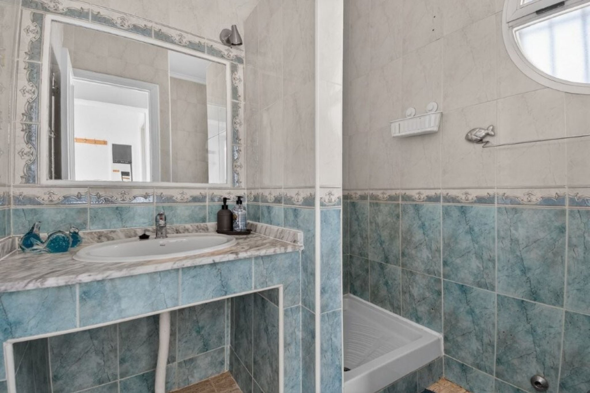 Használt Ingatlanok - Sorház -
Torrevieja - Los Altos