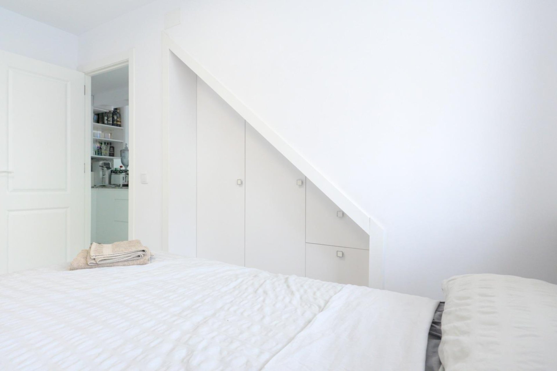 Használt Ingatlanok - Sorház -
Torrevieja - Punta Prima