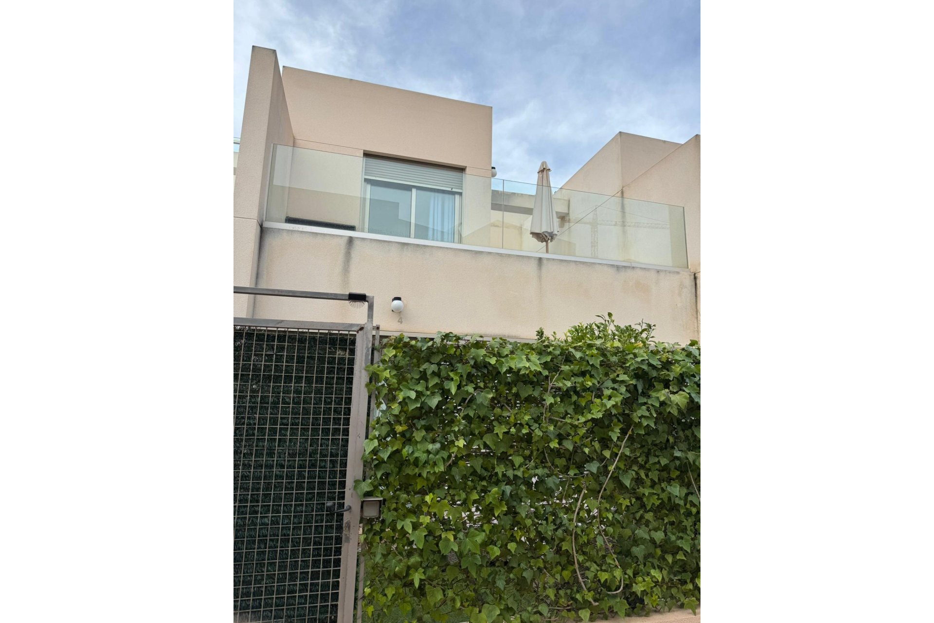 Használt Ingatlanok - Sorház -
Torrevieja - Punta Prima