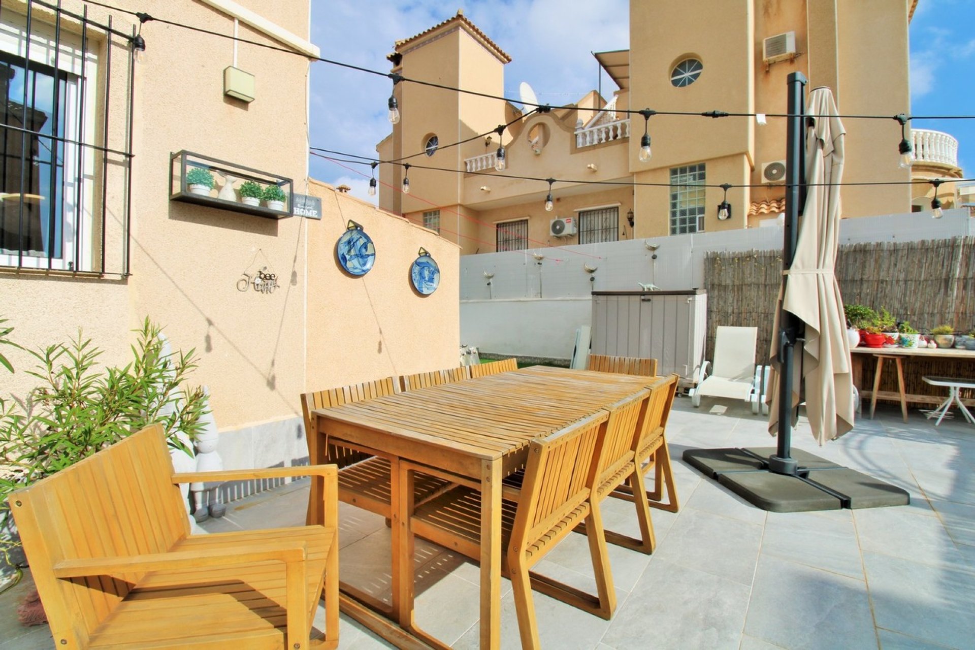 Használt Ingatlanok - Sorház -
Villamartin - Costa Blanca