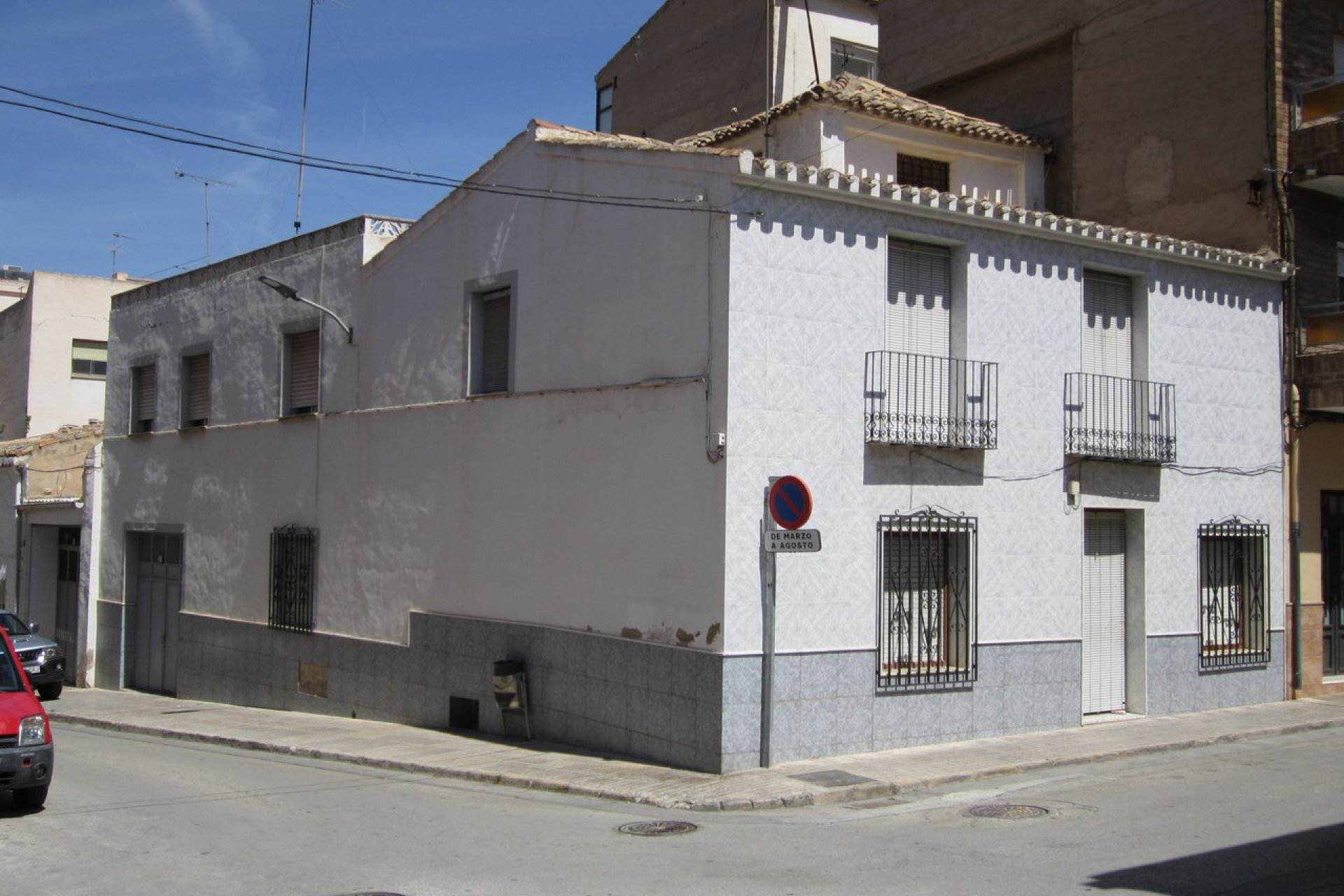 Használt Ingatlanok - Sorház -
Yecla - Inland