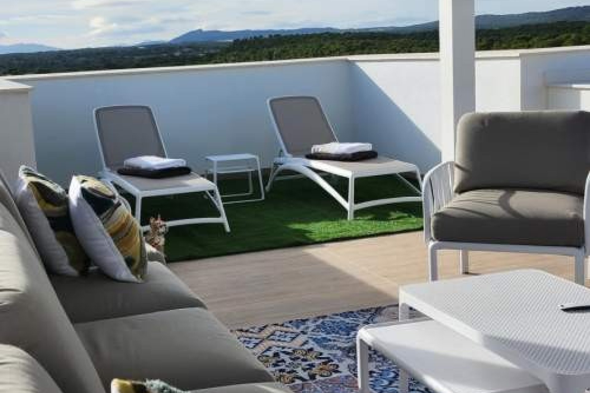 Használt Ingatlanok - Tetőtéri lakás -
Campoamor - Costa Blanca