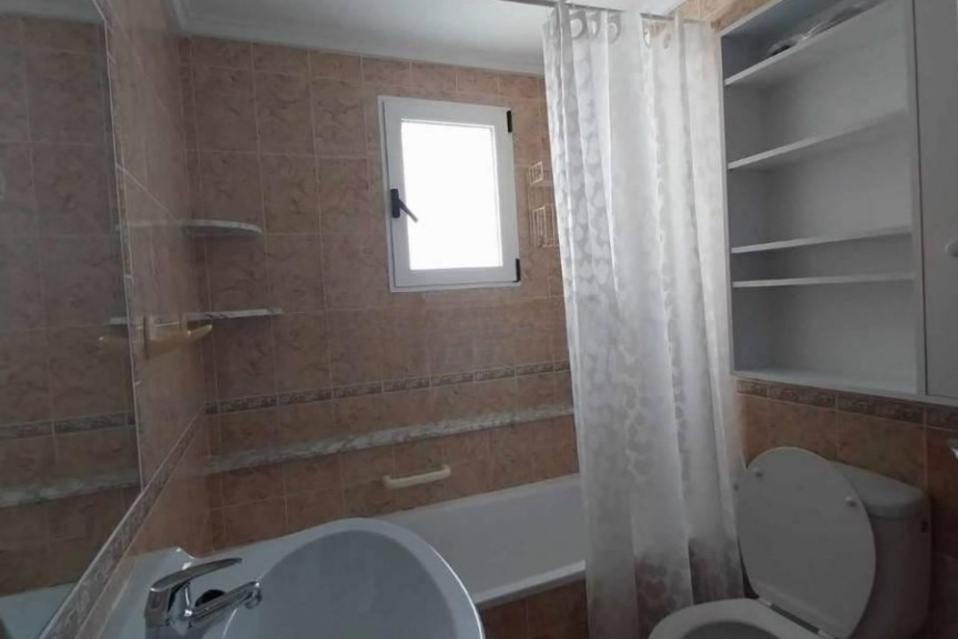 Használt Ingatlanok - Tetőtéri lakás -
La Mata - Costa Blanca
