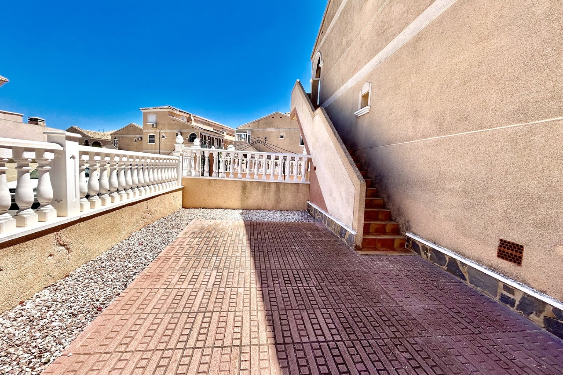 Használt Ingatlanok - Tetőtéri lakás -
La Zenia - Costa Blanca
