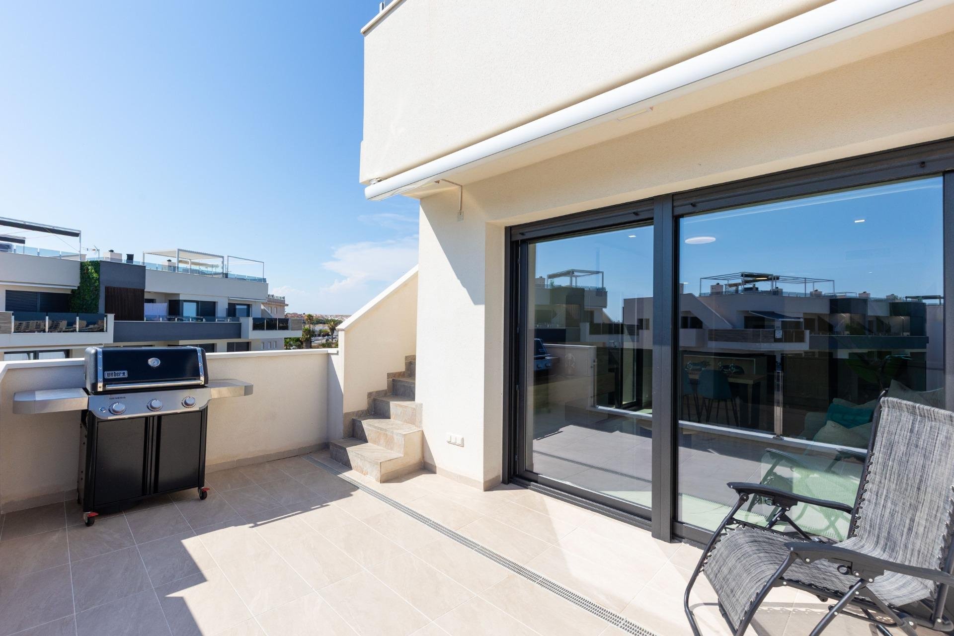 Használt Ingatlanok - Tetőtéri lakás -
Orihuela Costa - Punta Prima