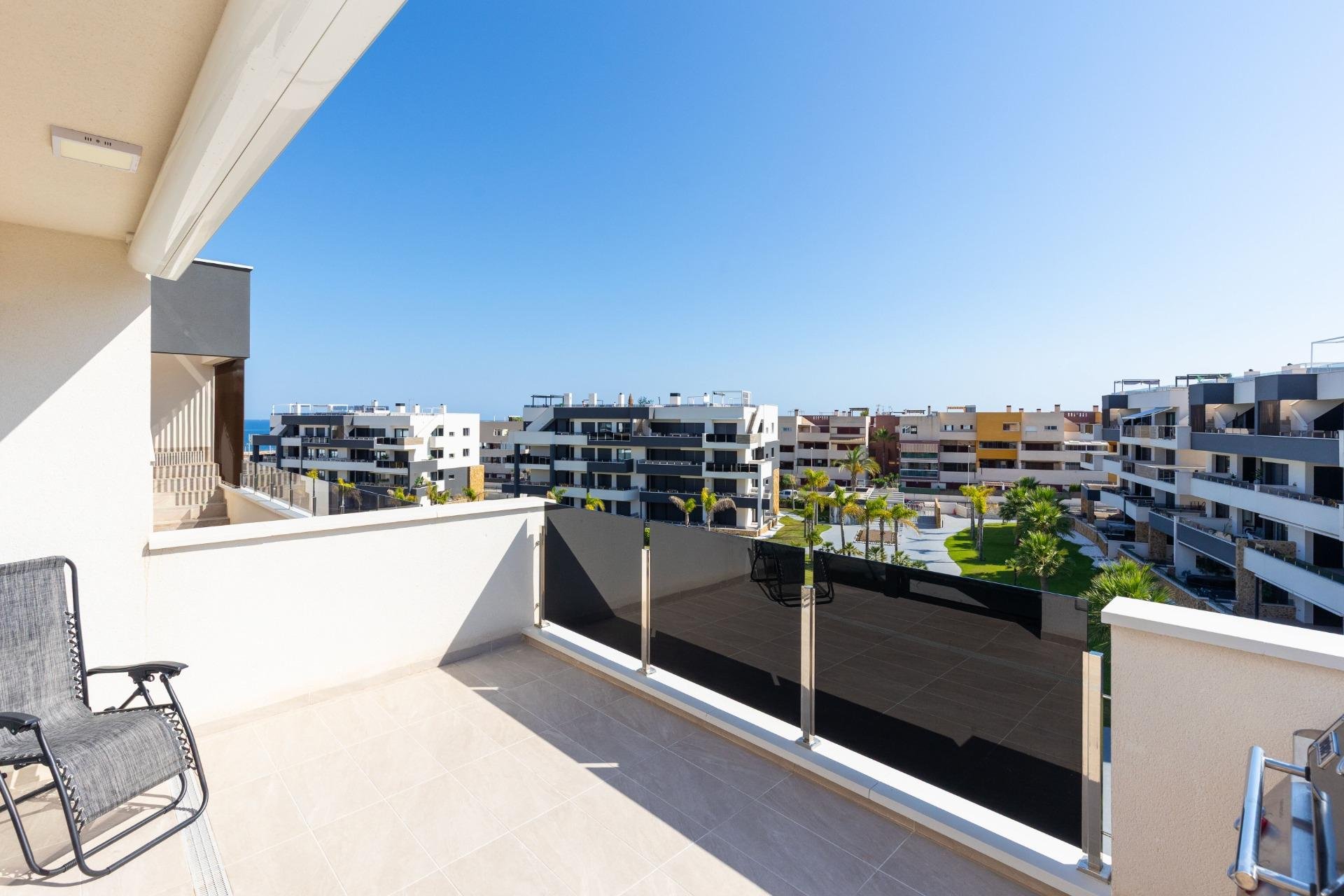 Használt Ingatlanok - Tetőtéri lakás -
Orihuela Costa - Punta Prima