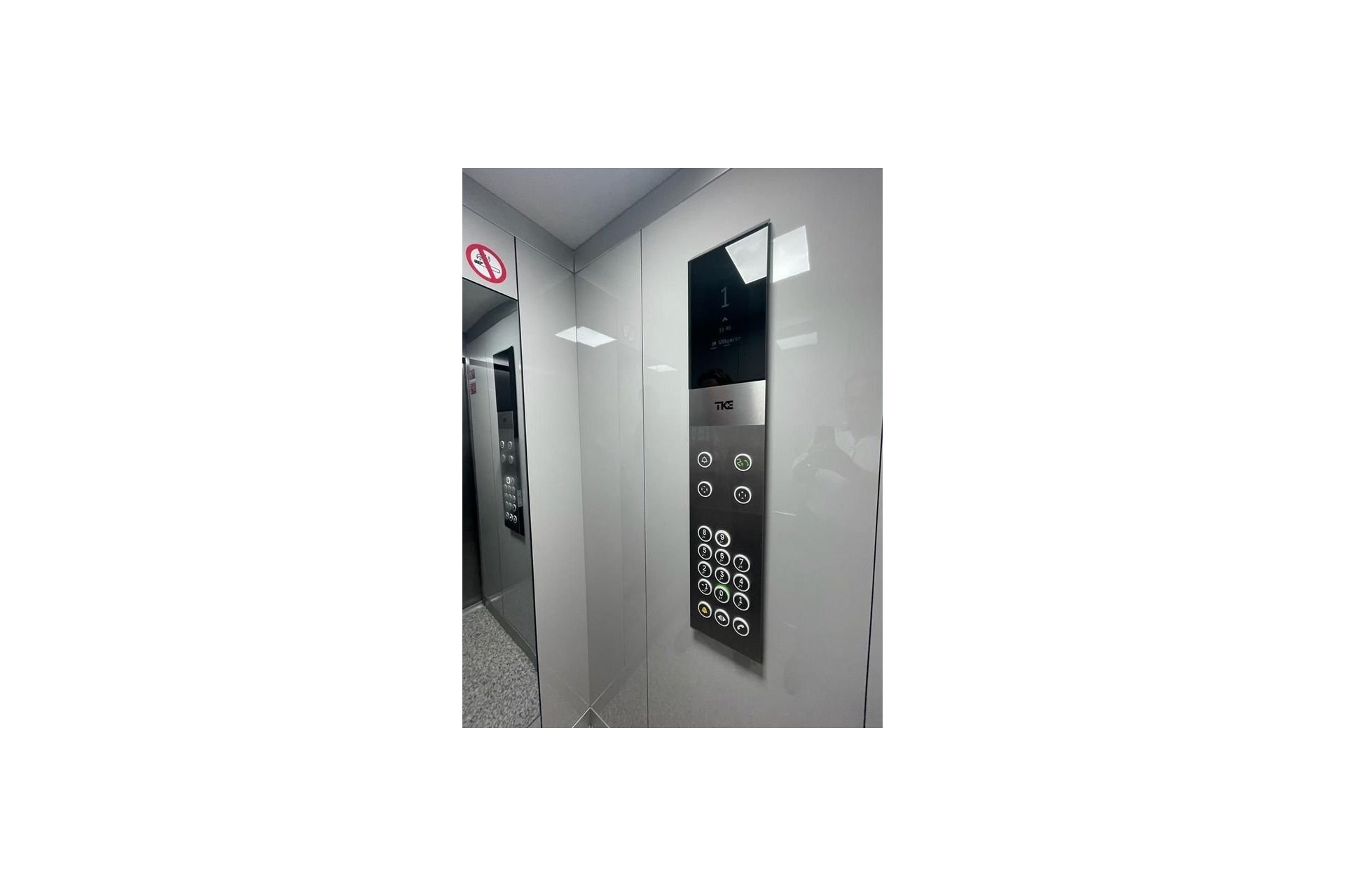 Használt Ingatlanok - Tetőtéri lakás -
Punta Prima - Costa Blanca