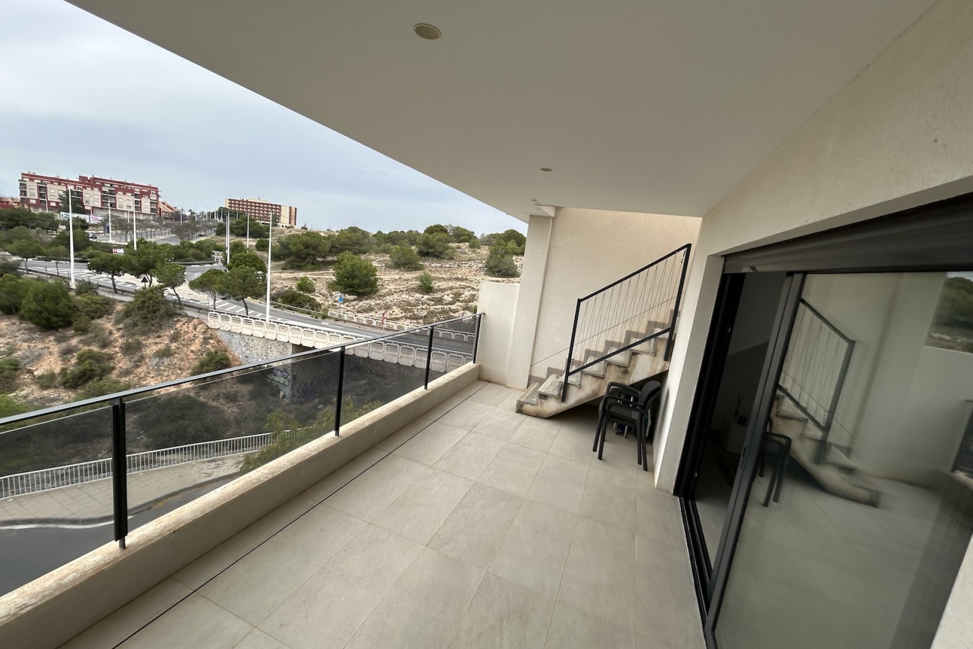 Használt Ingatlanok - Tetőtéri lakás -
Santa Pola - Costa Blanca