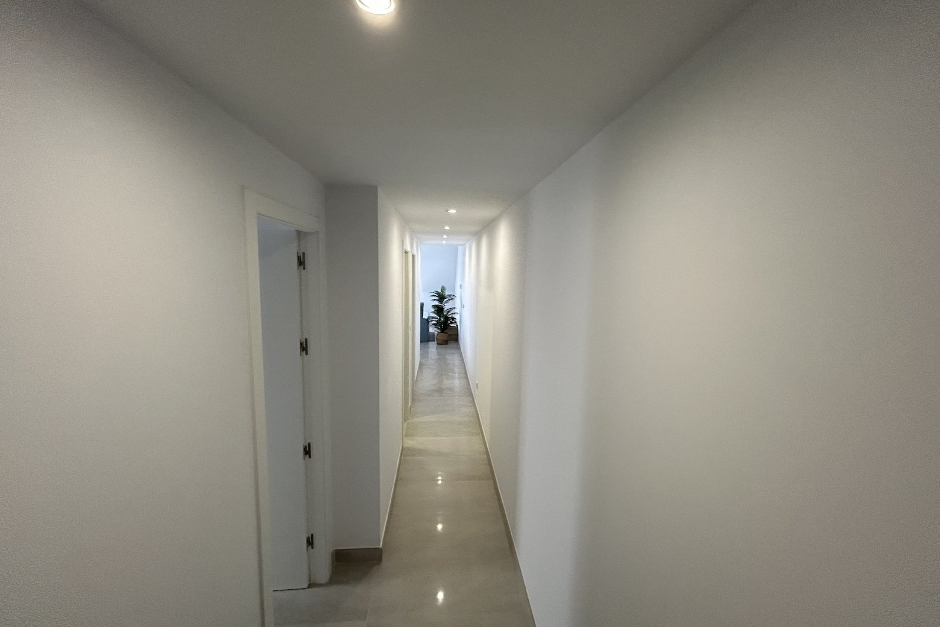 Használt Ingatlanok - Tetőtéri lakás -
Santa Pola - Costa Blanca