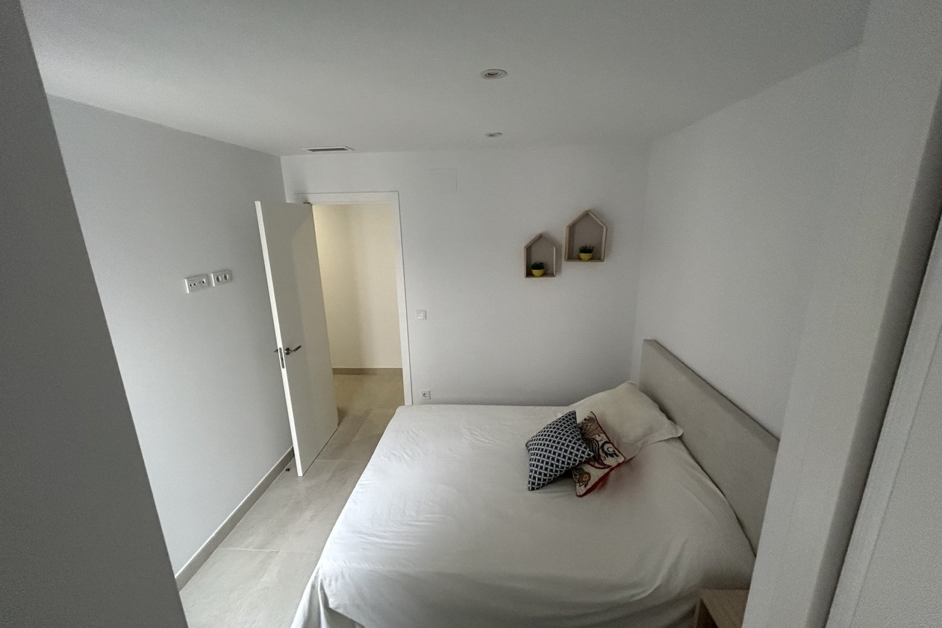 Használt Ingatlanok - Tetőtéri lakás -
Santa Pola - Costa Blanca