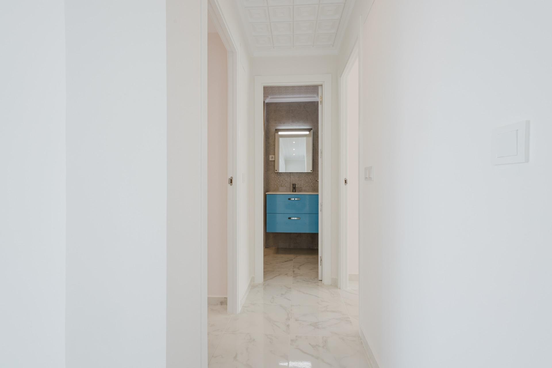 Használt Ingatlanok - Tetőtéri lakás -
Torrevieja - Acequion