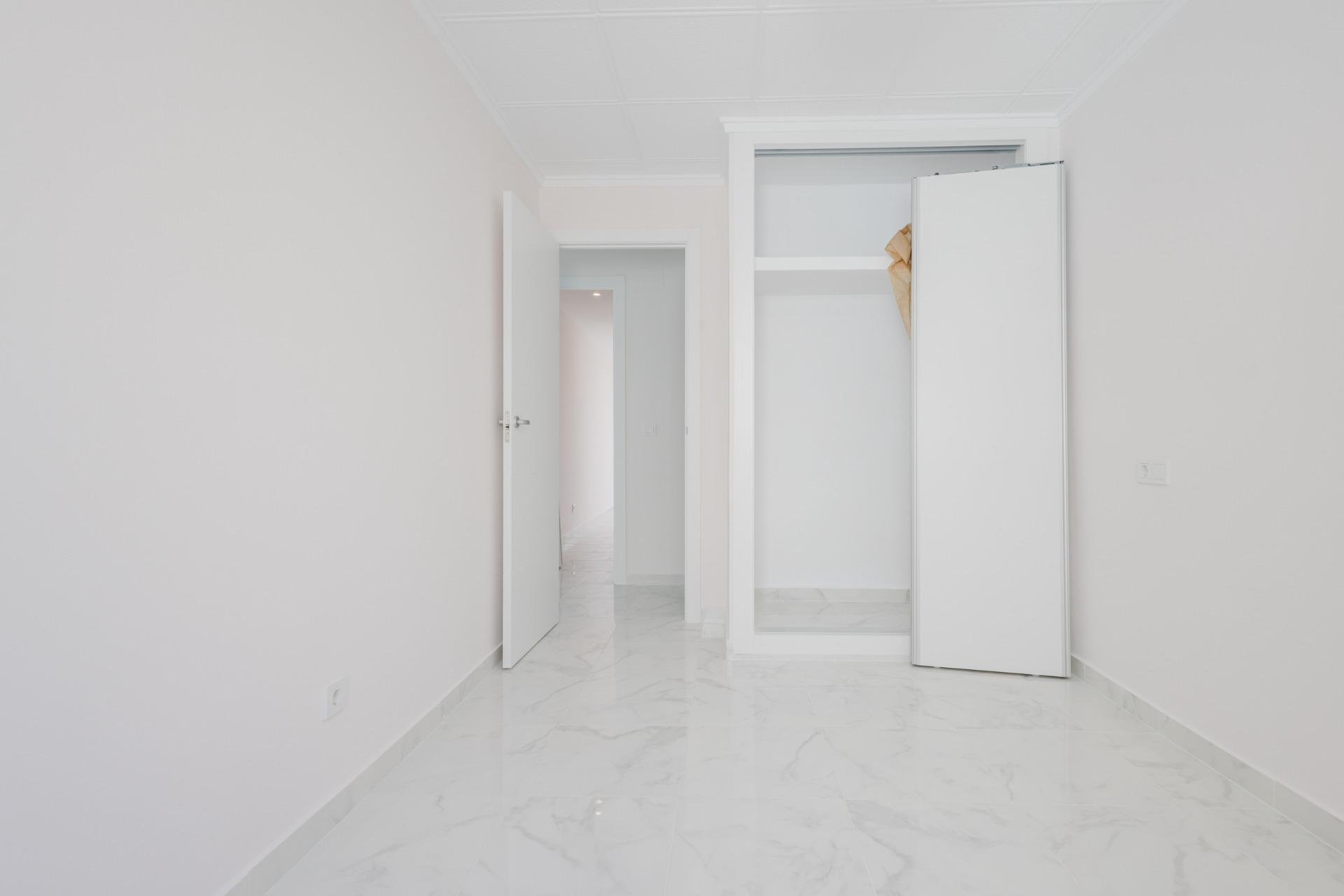Használt Ingatlanok - Tetőtéri lakás -
Torrevieja - Acequion