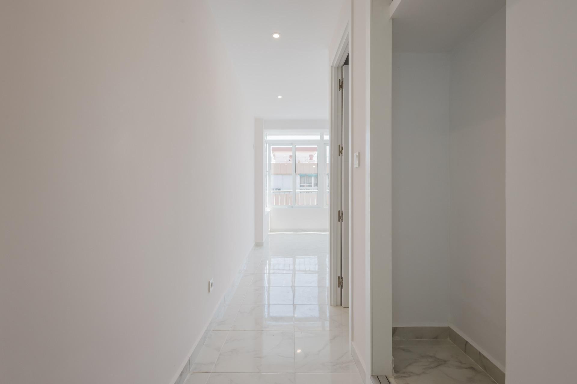 Használt Ingatlanok - Tetőtéri lakás -
Torrevieja - Acequion