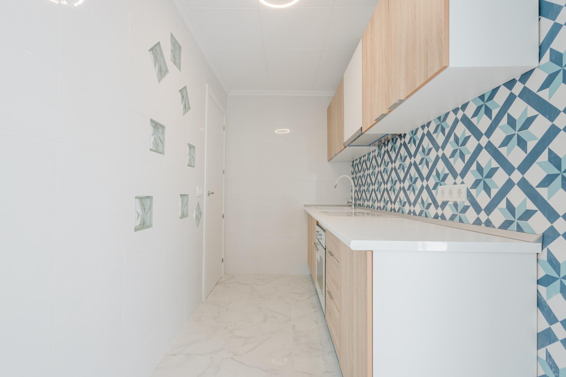 Használt Ingatlanok - Tetőtéri lakás -
Torrevieja - Acequion