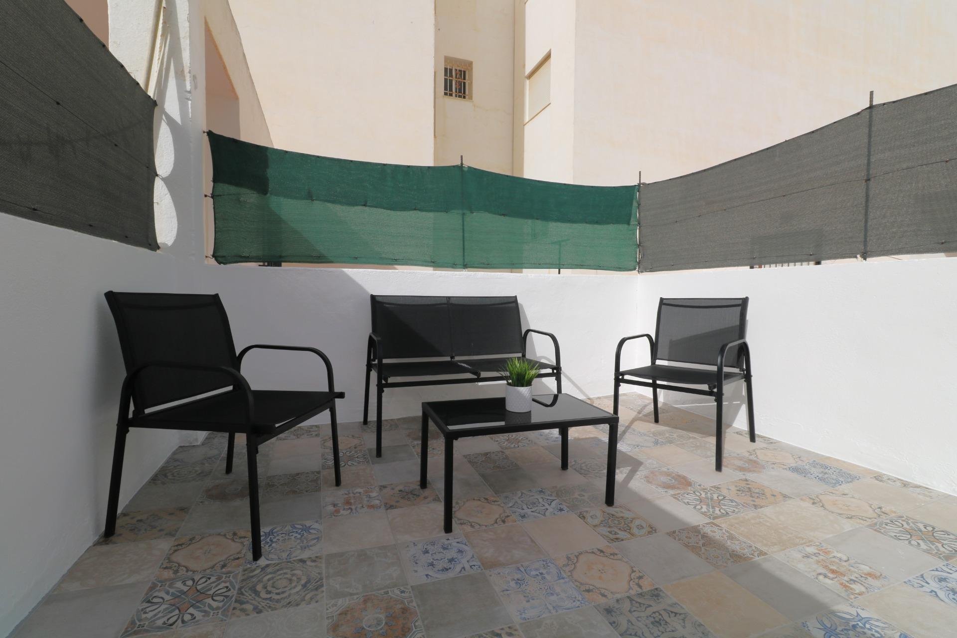 Használt Ingatlanok - Tetőtéri lakás -
Torrevieja - Acequion