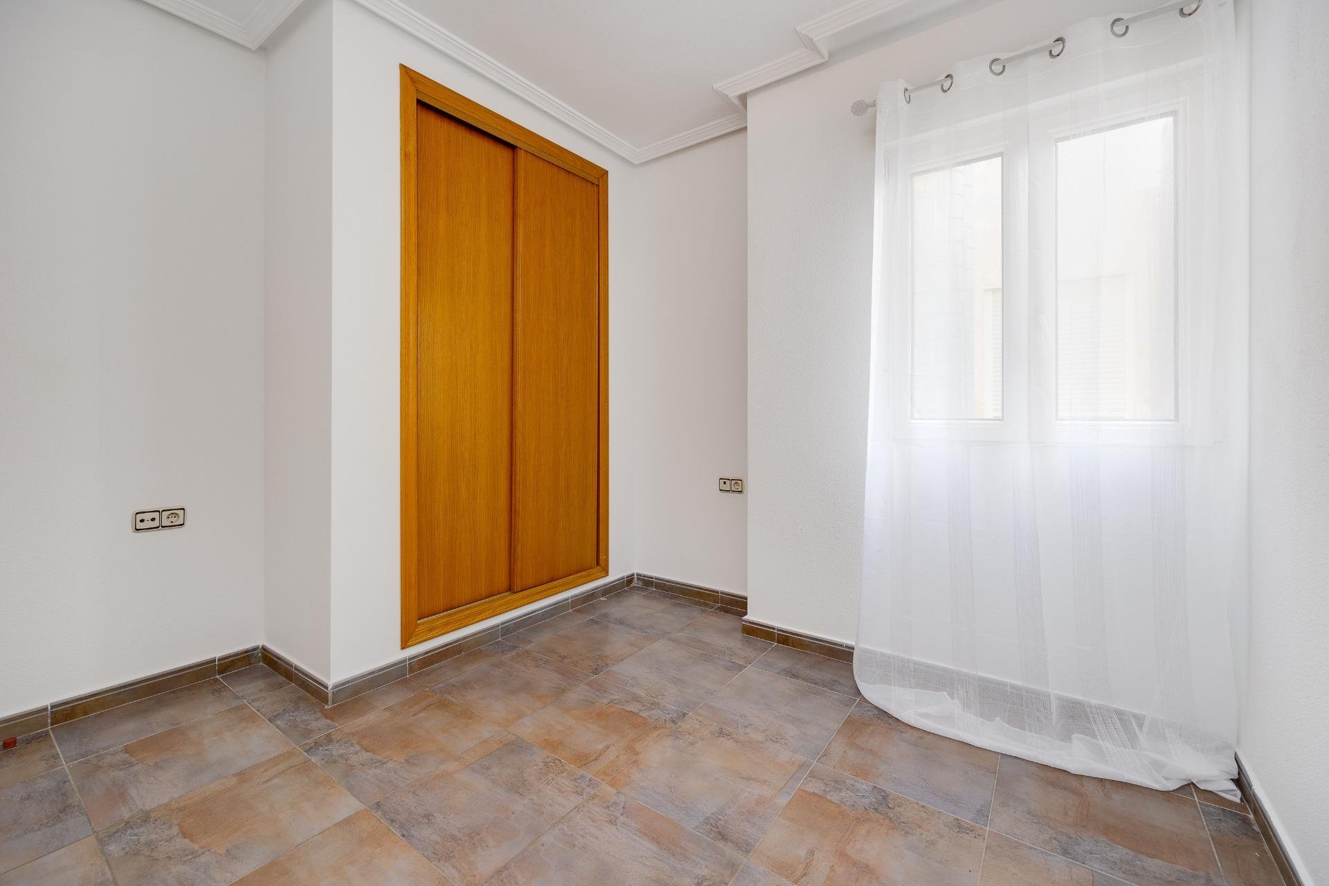 Használt Ingatlanok - Tetőtéri lakás -
Torrevieja - Centro
