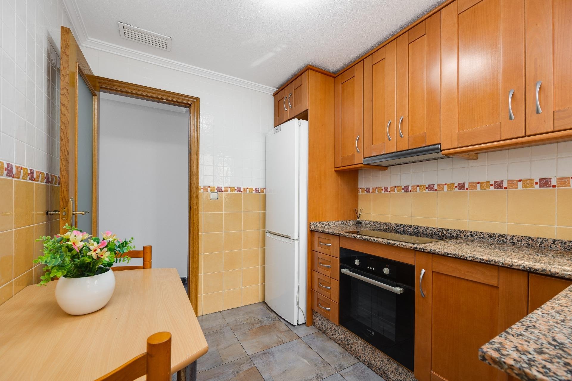 Használt Ingatlanok - Tetőtéri lakás -
Torrevieja - Centro