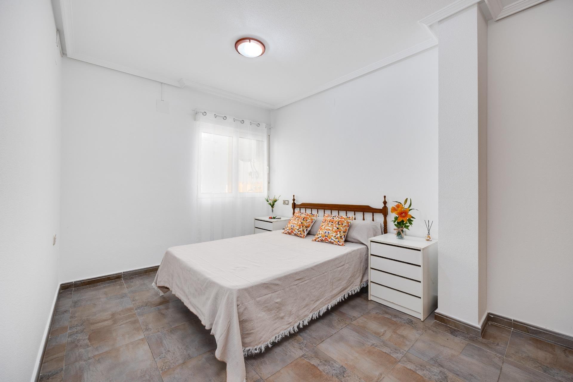 Használt Ingatlanok - Tetőtéri lakás -
Torrevieja - Centro