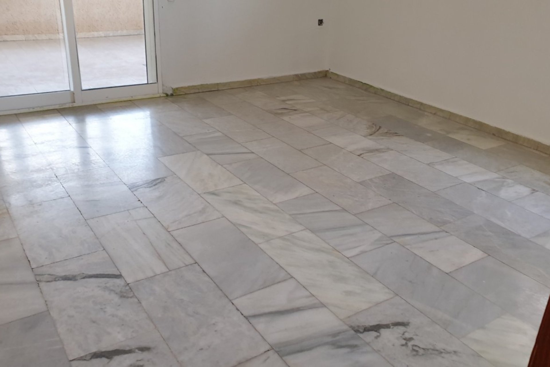 Használt Ingatlanok - Tetőtéri lakás -
Torrevieja - Centro