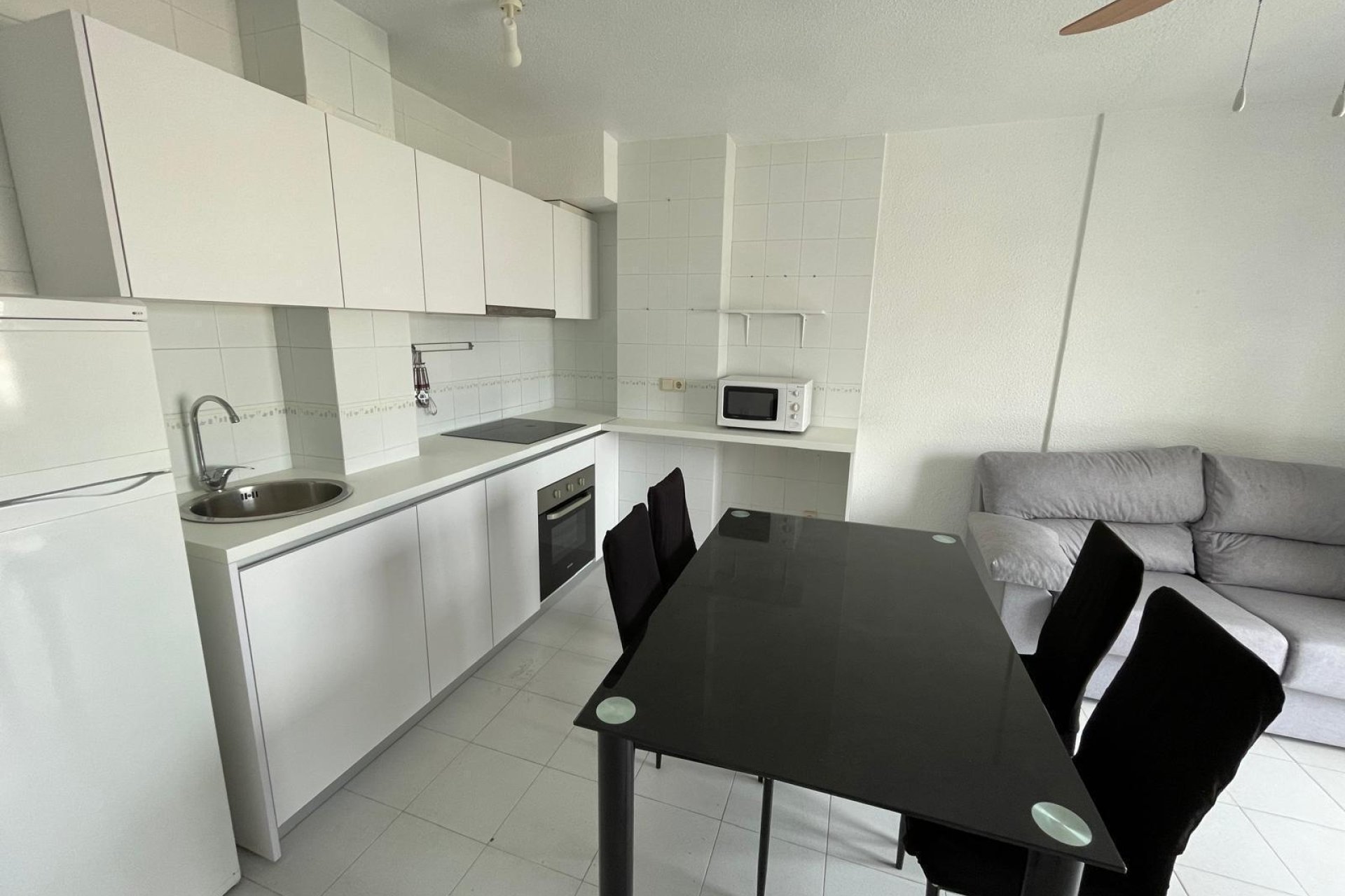 Használt Ingatlanok - Tetőtéri lakás -
Torrevieja - Centro