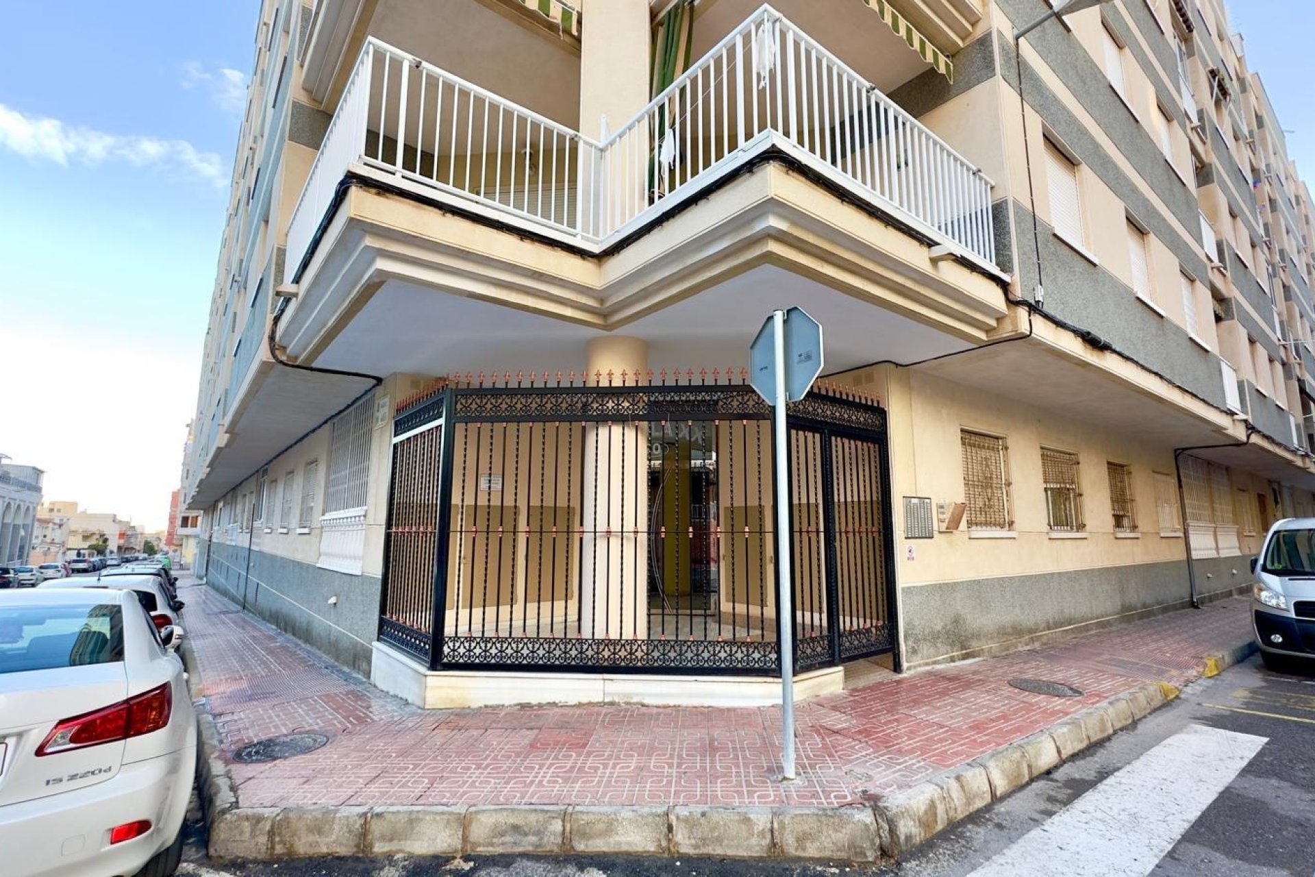 Használt Ingatlanok - Tetőtéri lakás -
Torrevieja - Centrum