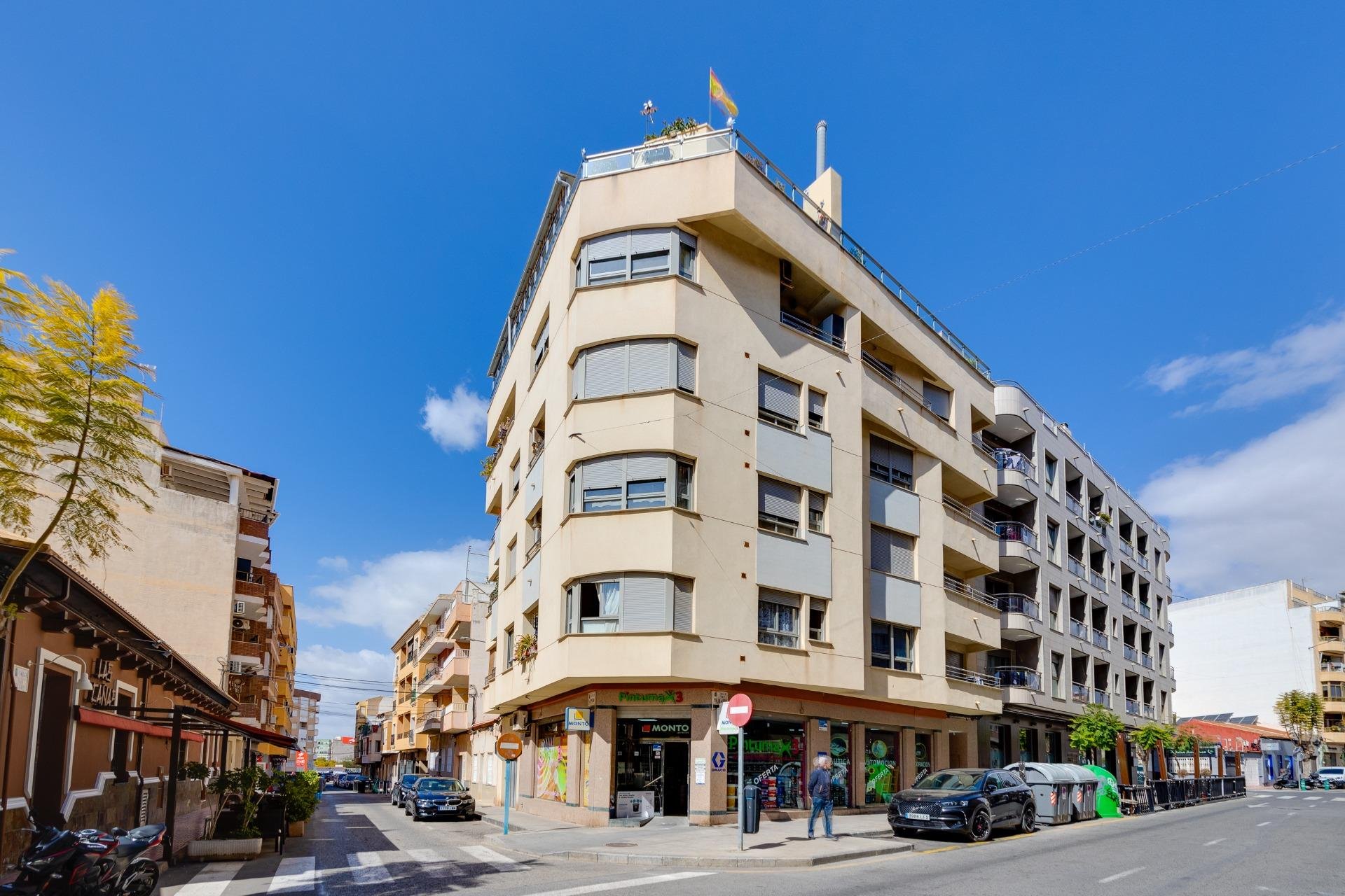 Használt Ingatlanok - Tetőtéri lakás -
Torrevieja - Centrum