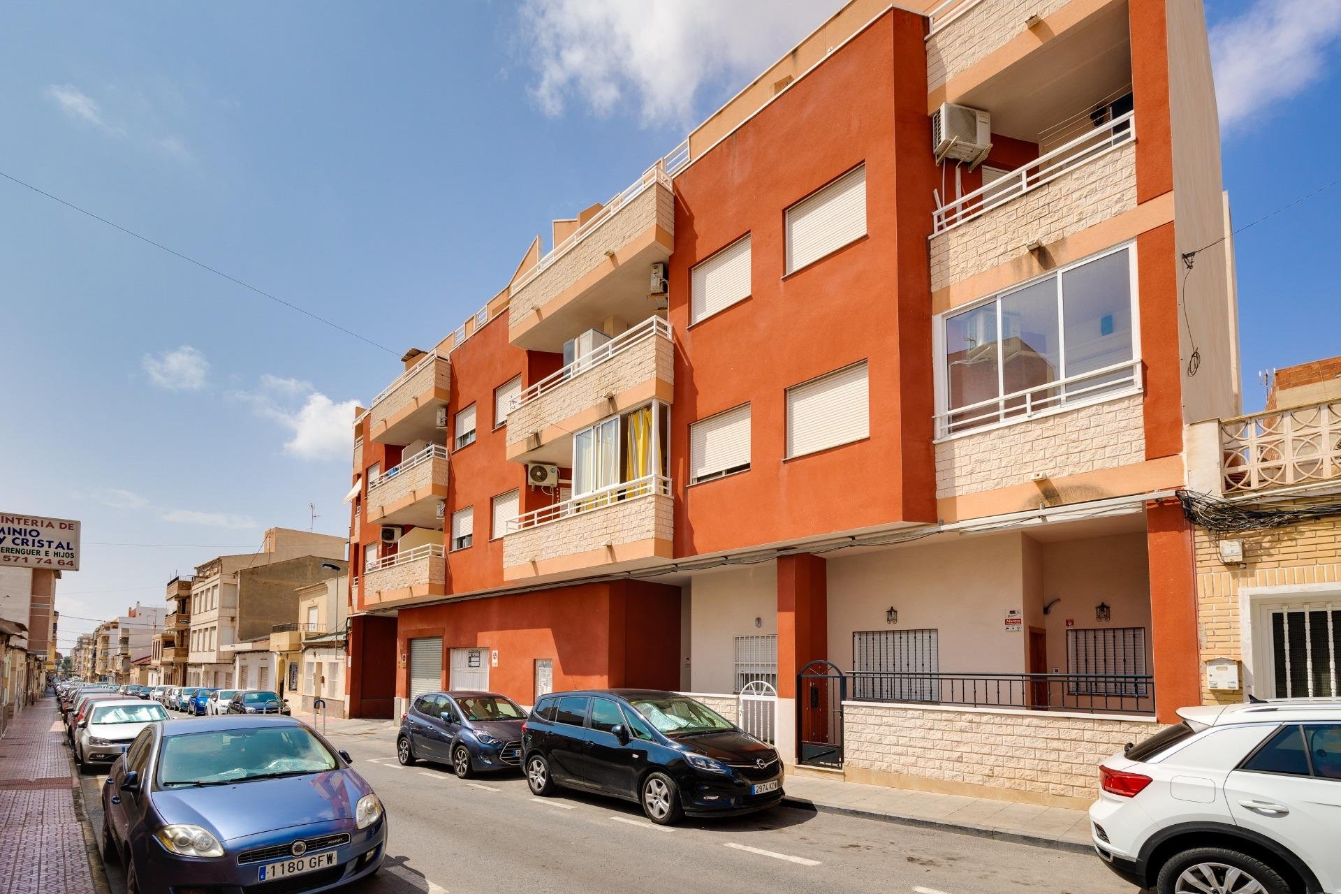 Használt Ingatlanok - Tetőtéri lakás -
Torrevieja - Centrum