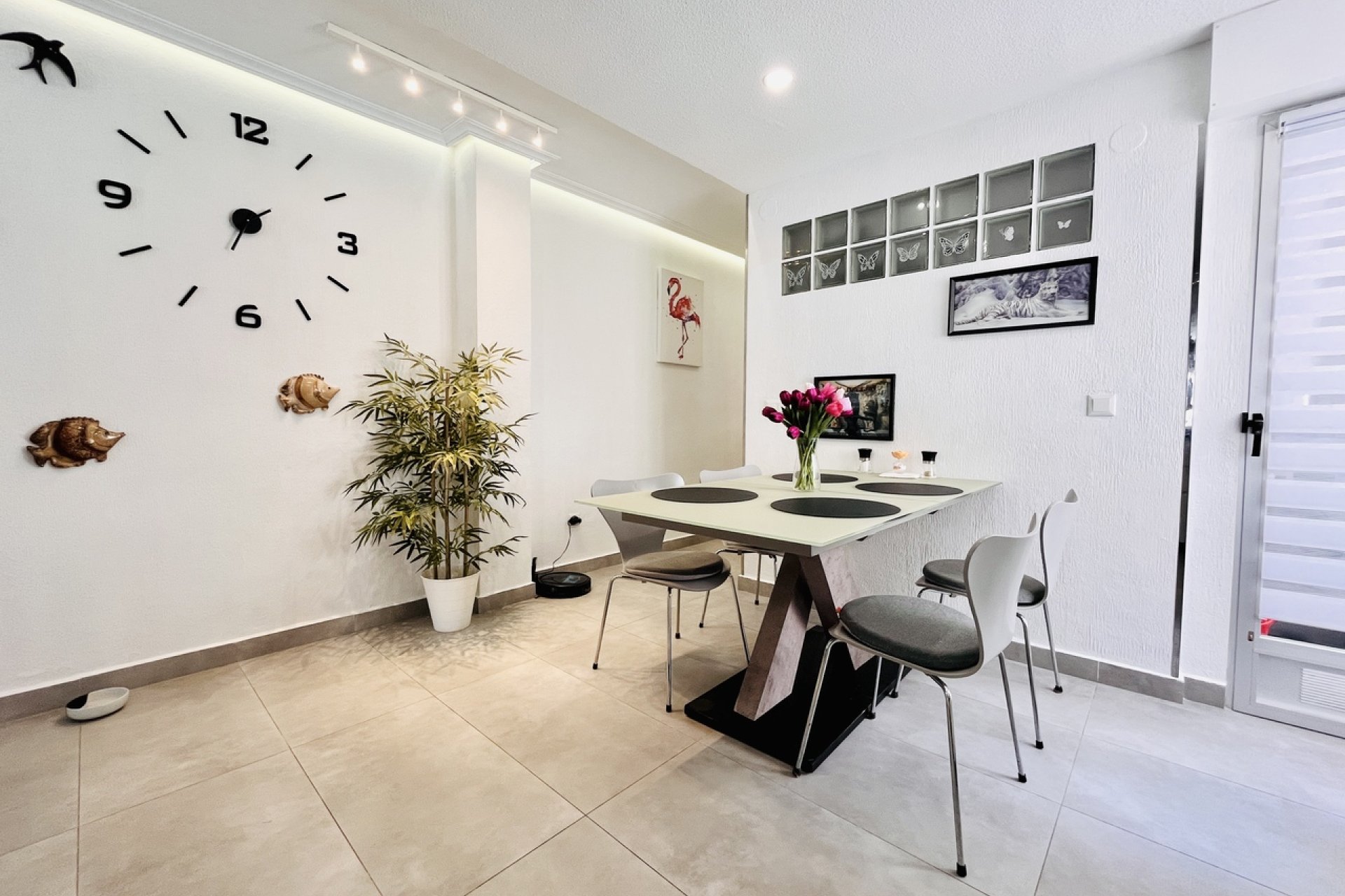 Használt Ingatlanok - Tetőtéri lakás -
Torrevieja - Costa Blanca
