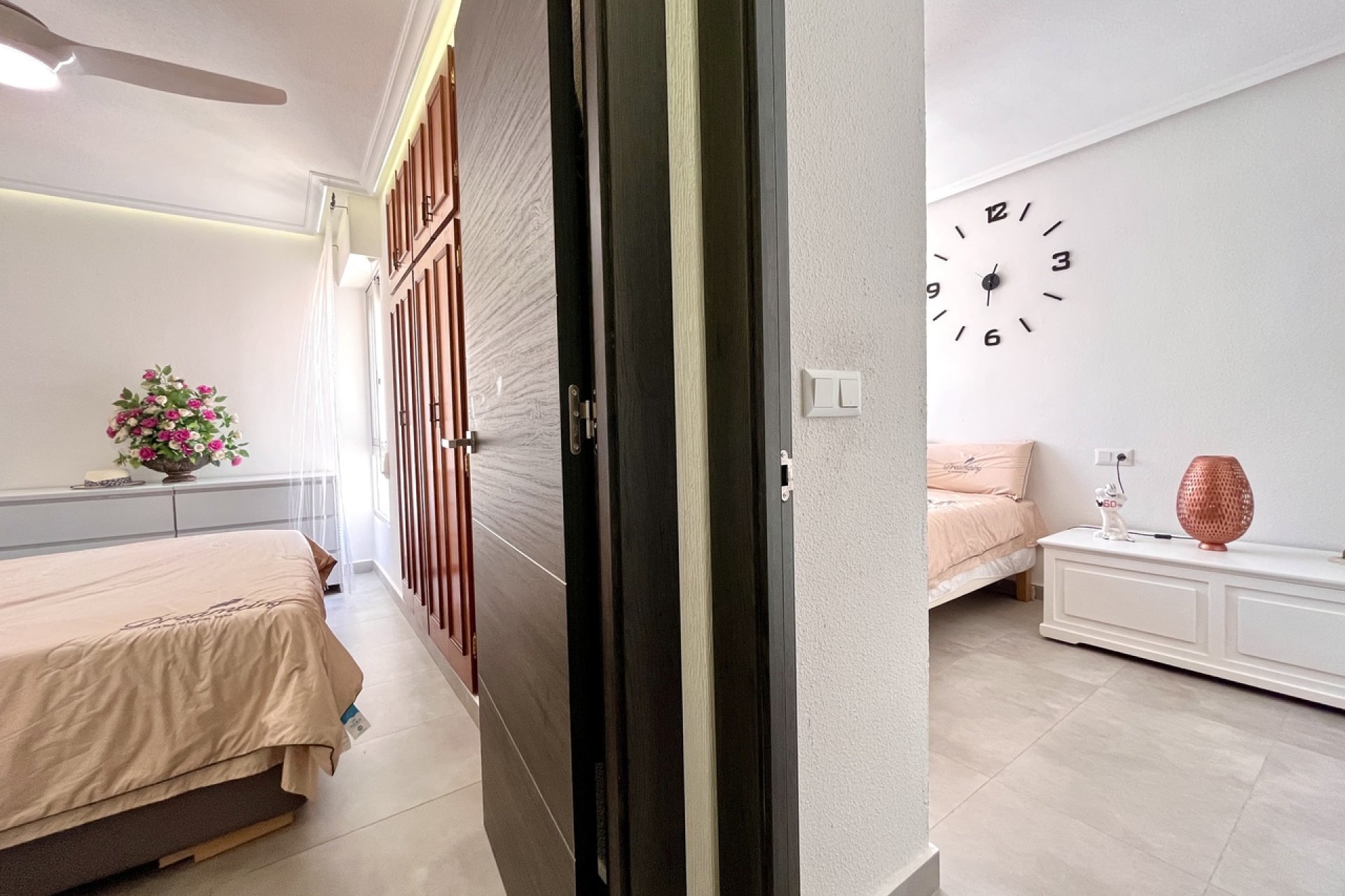 Használt Ingatlanok - Tetőtéri lakás -
Torrevieja - Costa Blanca